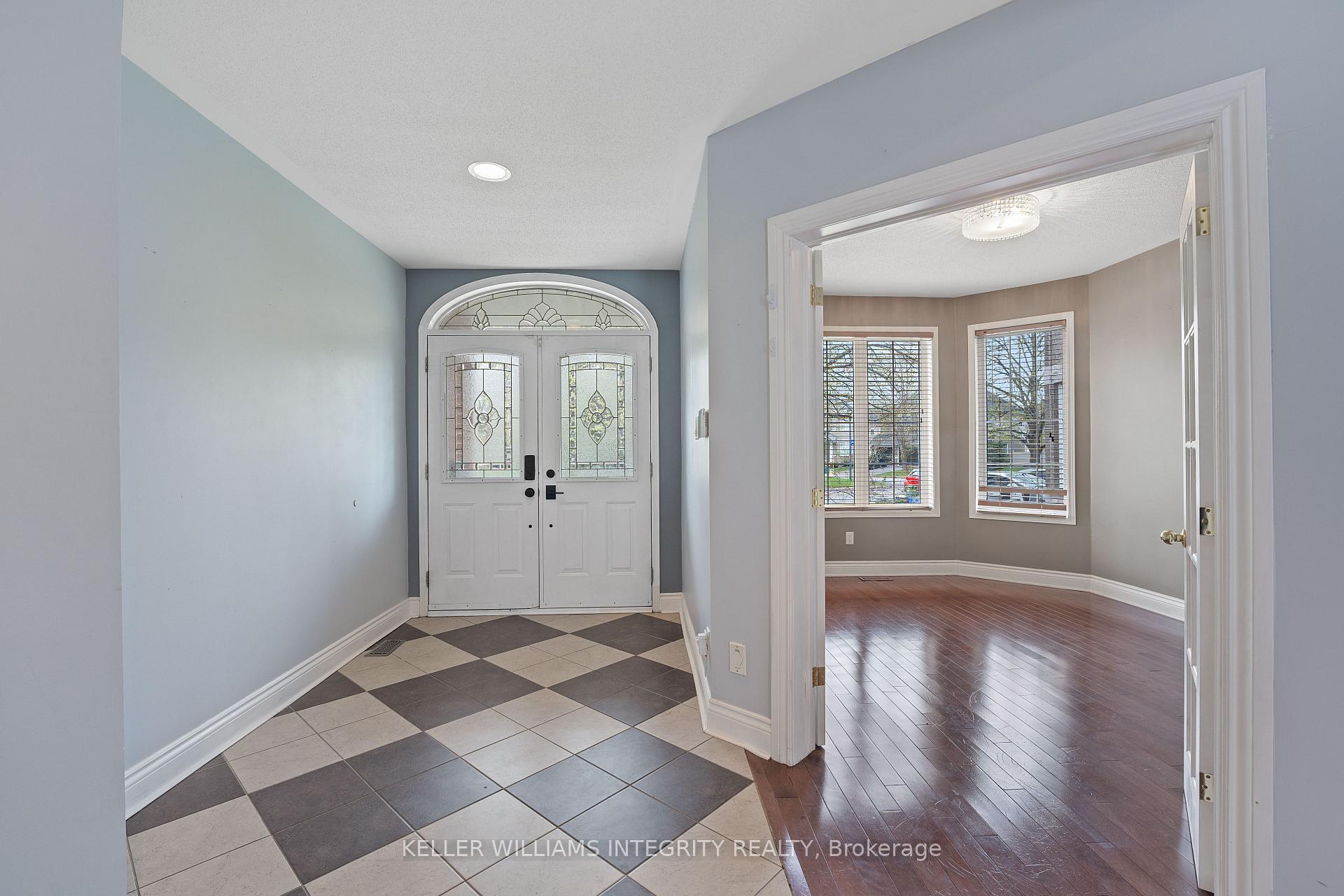 Photo 3 of 659 Pelican Street, Ottawa, Avalon East — HOMEH