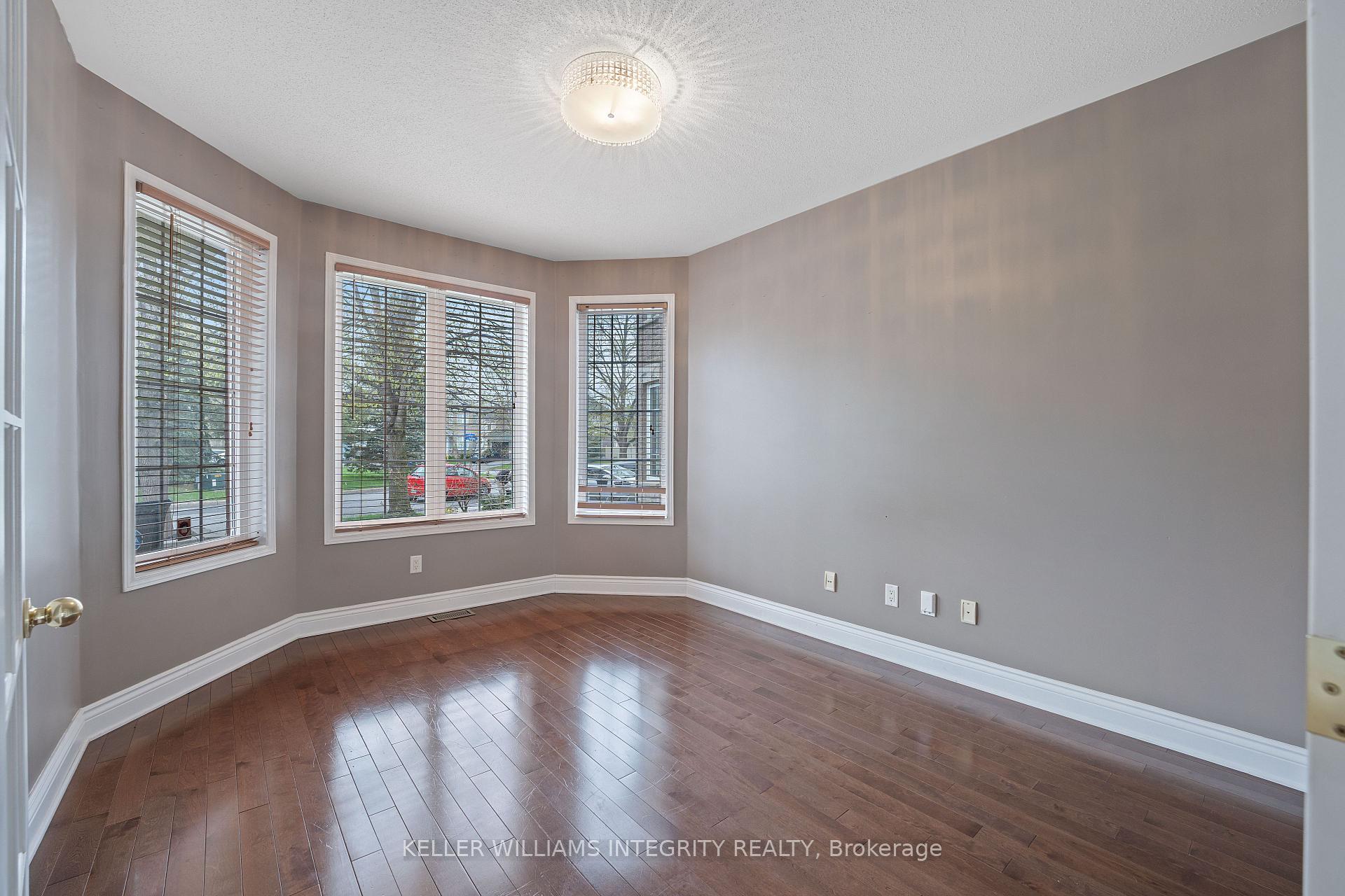 Photo 5 of 659 Pelican Street, Ottawa, Avalon East — HOMEH