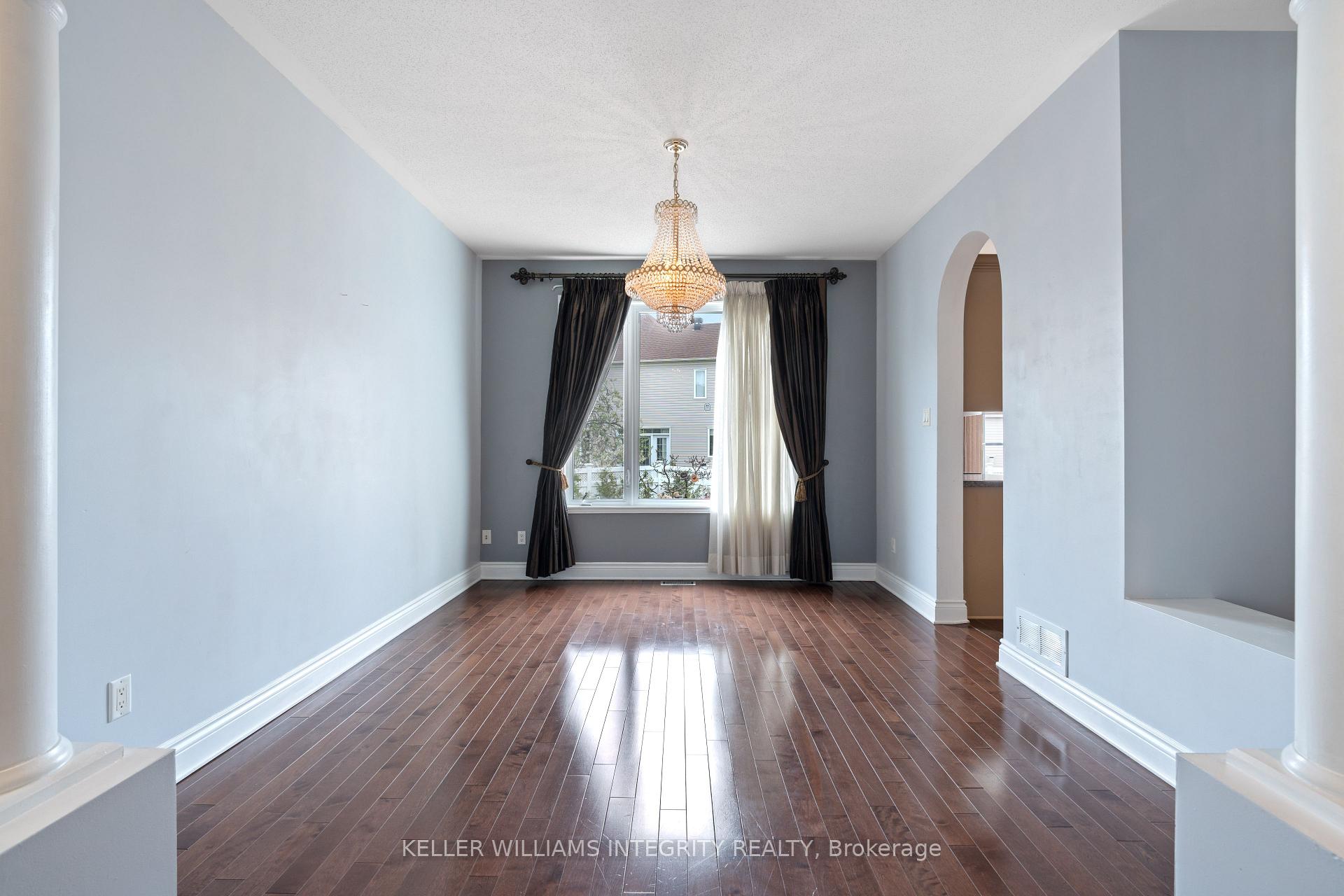 Photo 10 of 659 Pelican Street, Ottawa, Avalon East — HOMEH