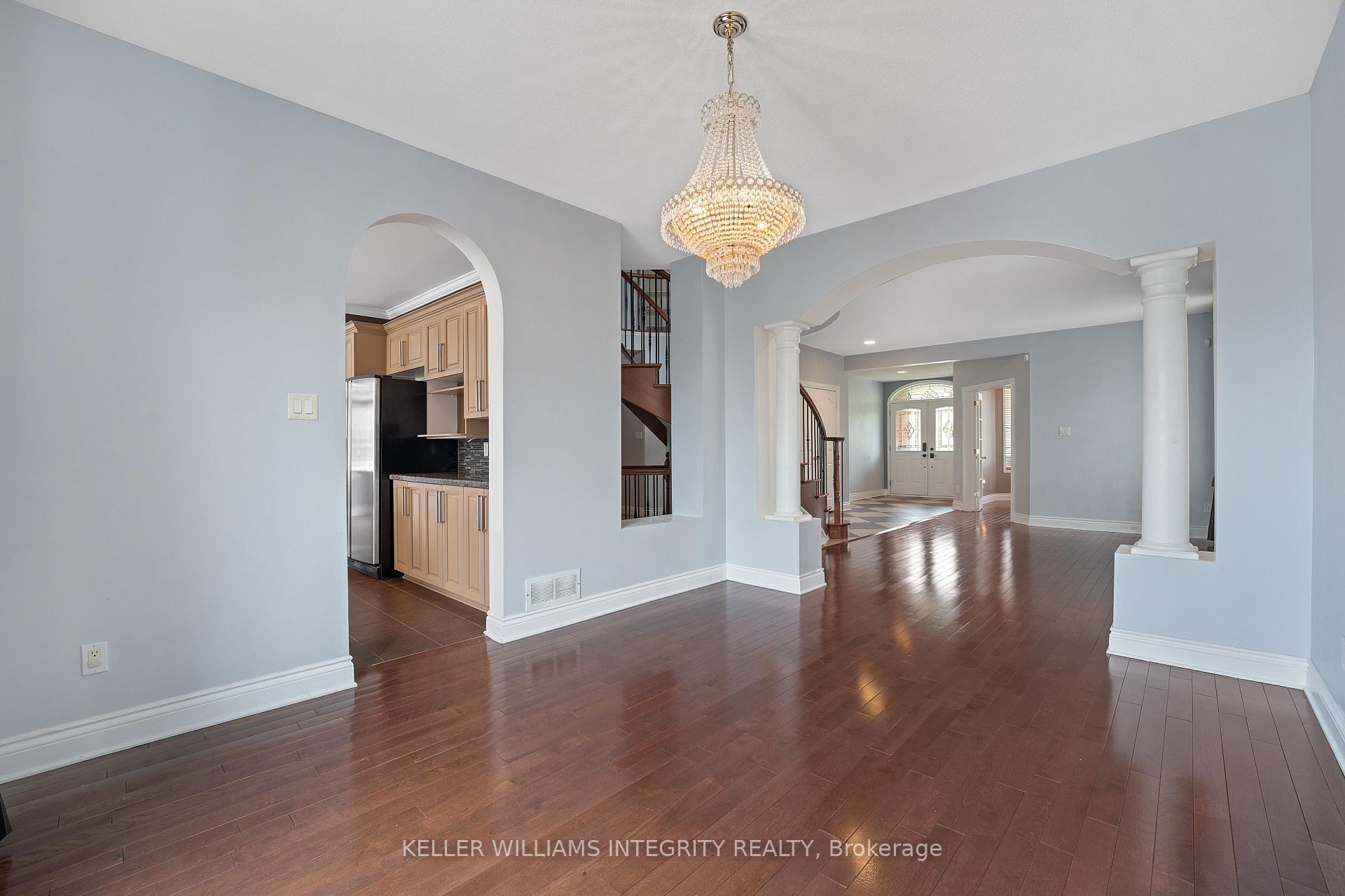 Photo 11 of 659 Pelican Street, Ottawa, Avalon East — HOMEH