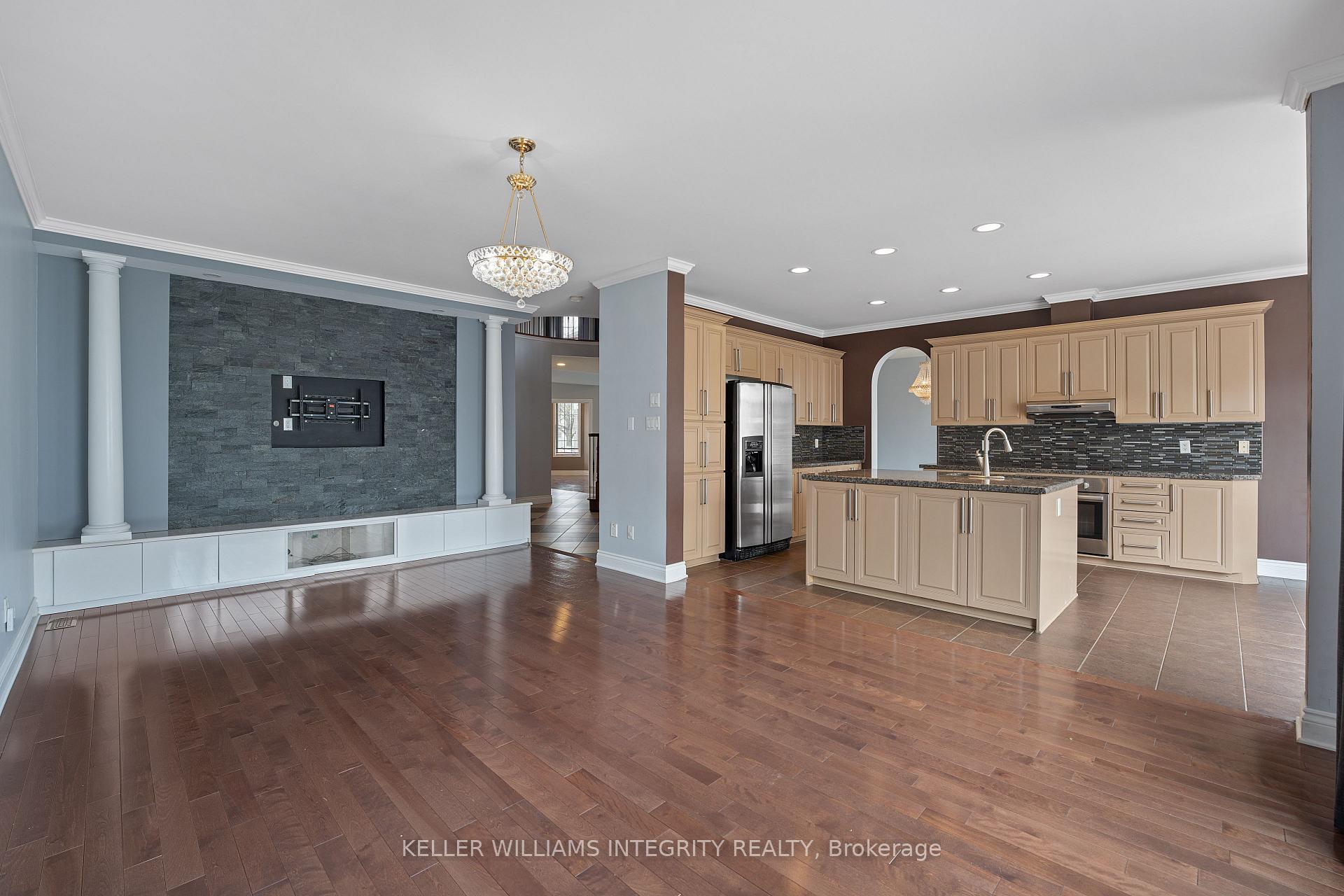 Photo 18 of 659 Pelican Street, Ottawa, Avalon East — HOMEH