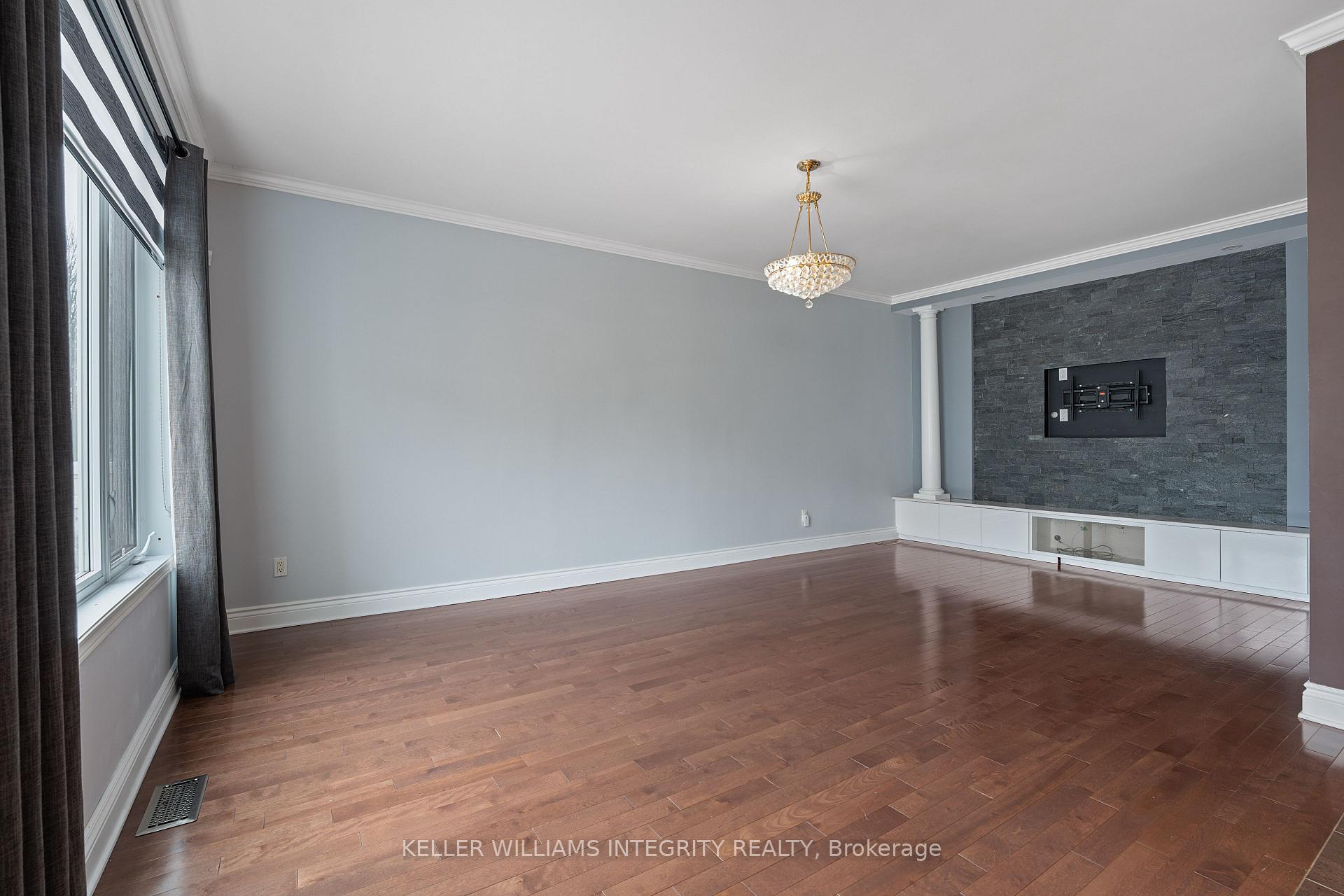 Photo 21 of 659 Pelican Street, Ottawa, Avalon East — HOMEH