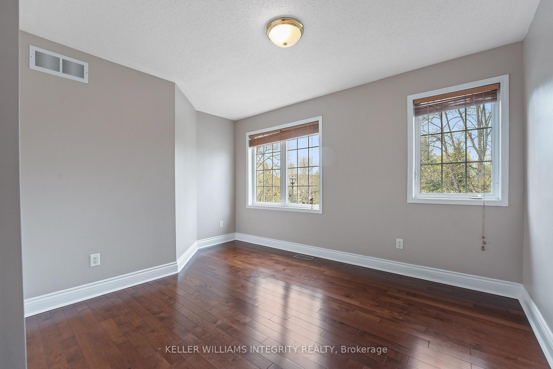 Photo 37 of 659 Pelican Street, Ottawa, Avalon East — HOMEH