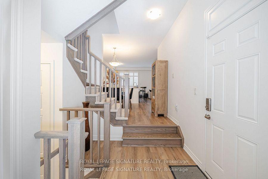 Photo 12 of 1261 Wintergreen Place, Milton, Cobban — HOMEH
