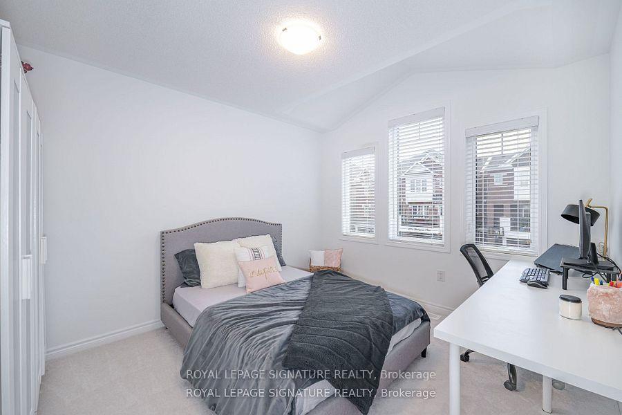 Photo 15 of 1261 Wintergreen Place, Milton, Cobban — HOMEH