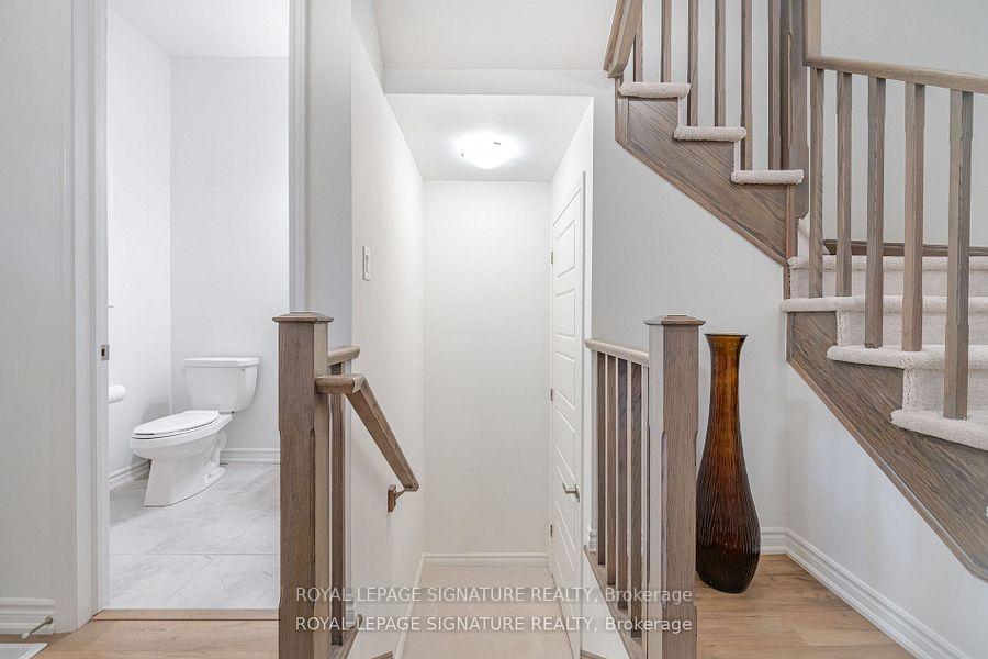 Photo 16 of 1261 Wintergreen Place, Milton, Cobban — HOMEH