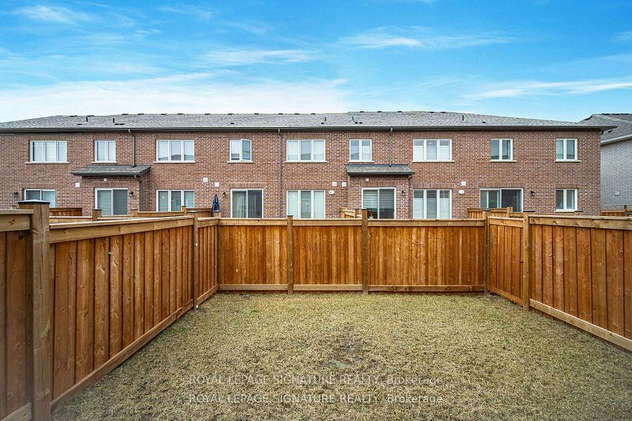 Photo 21 of 1261 Wintergreen Place, Milton, Cobban — HOMEH