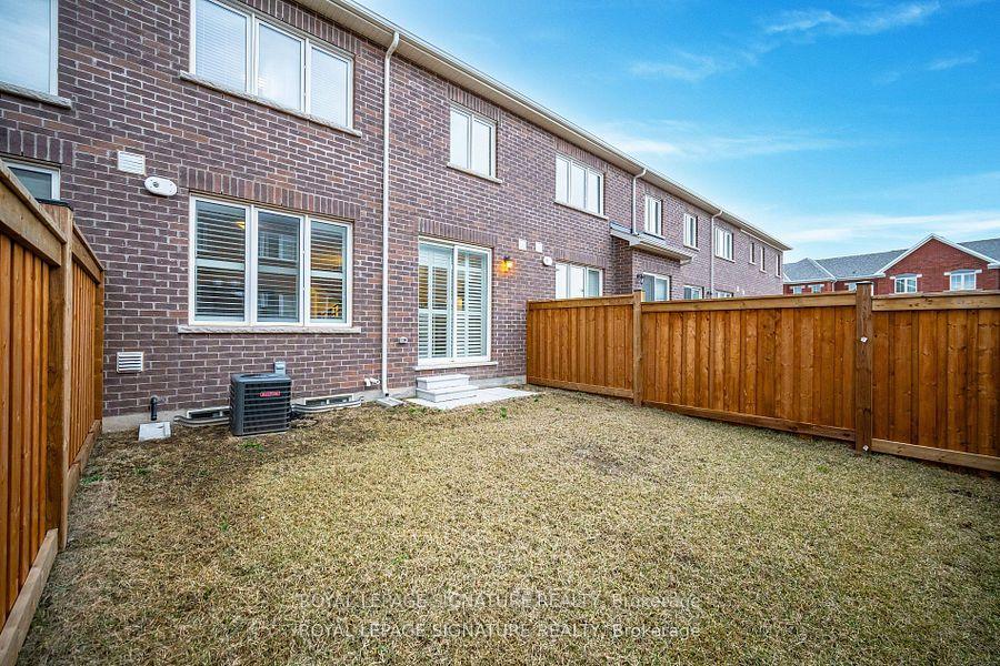 Photo 23 of 1261 Wintergreen Place, Milton, Cobban — HOMEH