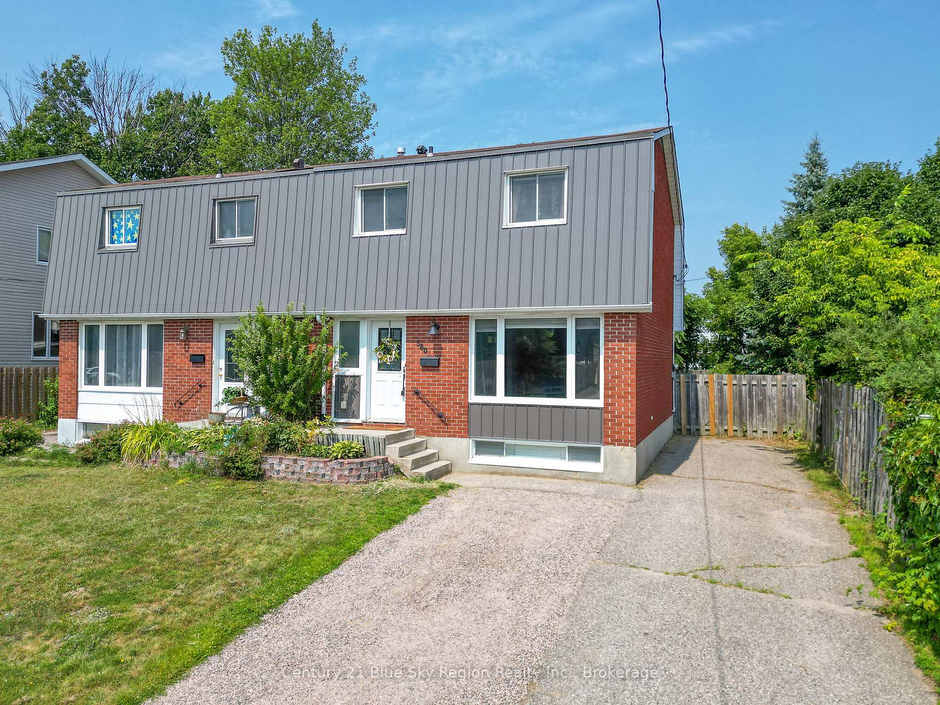 Photo 2 of 580 Dane Avenue, North Bay, Widdifield — HOMEH