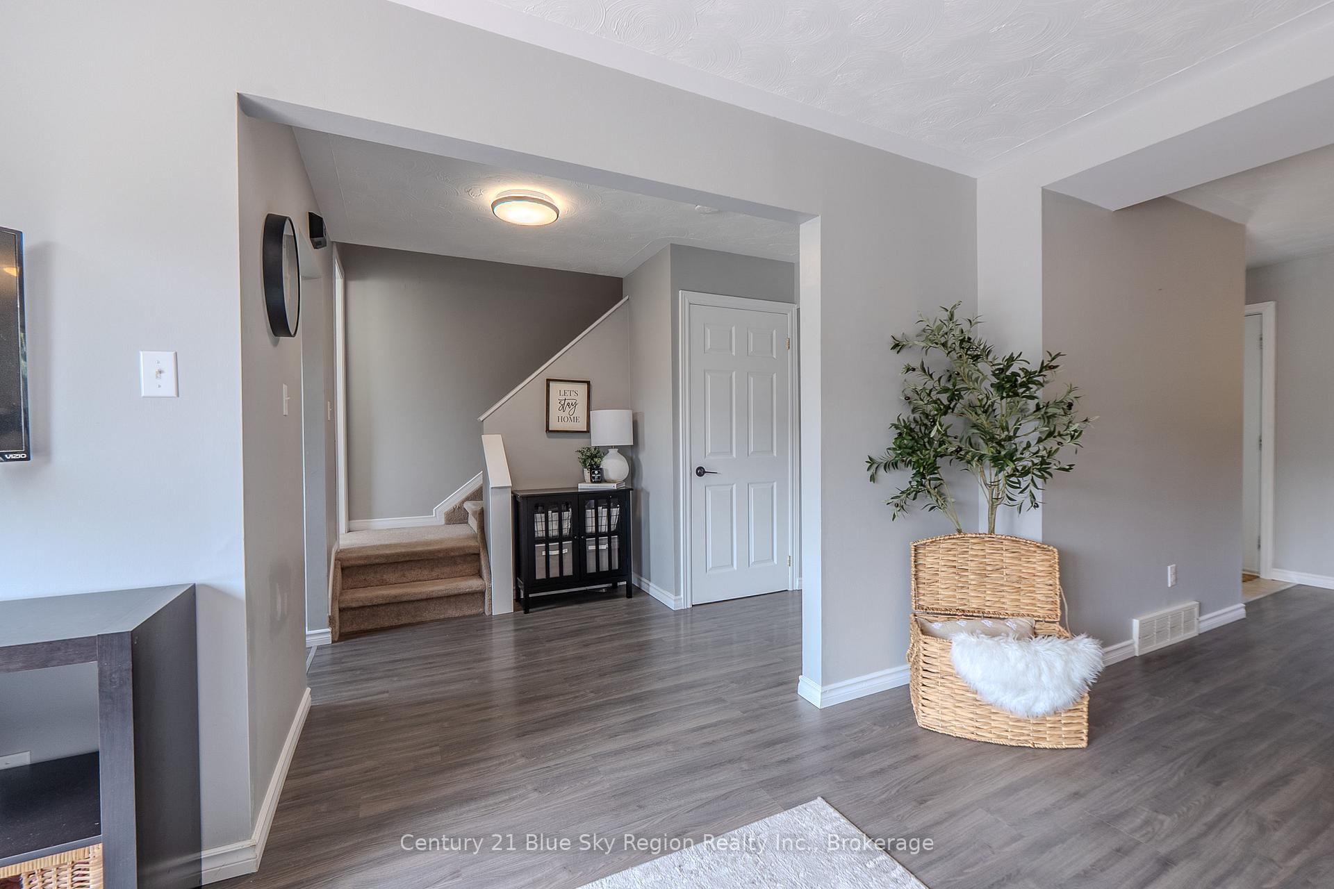 Photo 14 of 580 Dane Avenue, North Bay, Widdifield — HOMEH