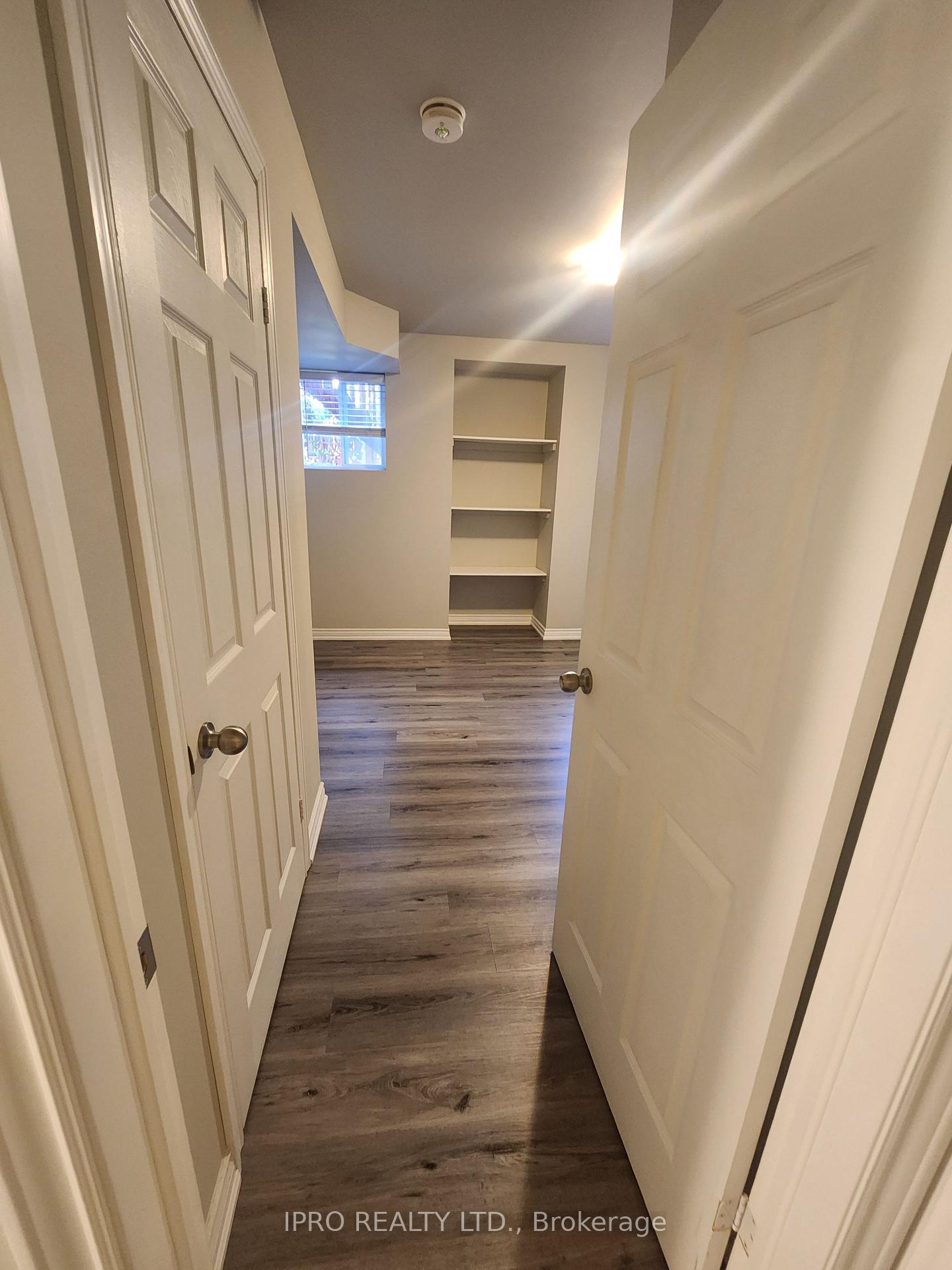 Photo 7 of 5853 whitehorn Crescent, Mississauga, East Credit — HOMEH