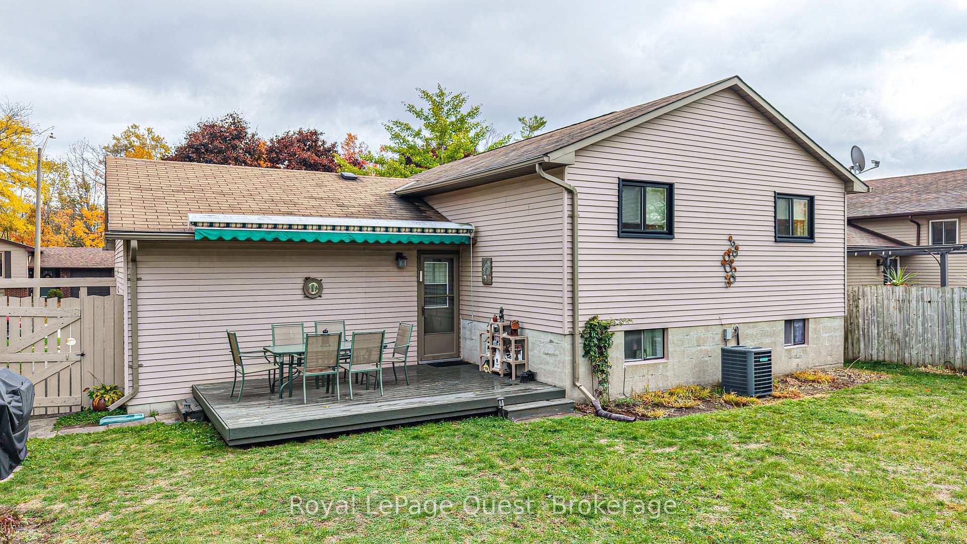 Photo 4 of 9 Marlisa Drive, Orillia — HOMEH