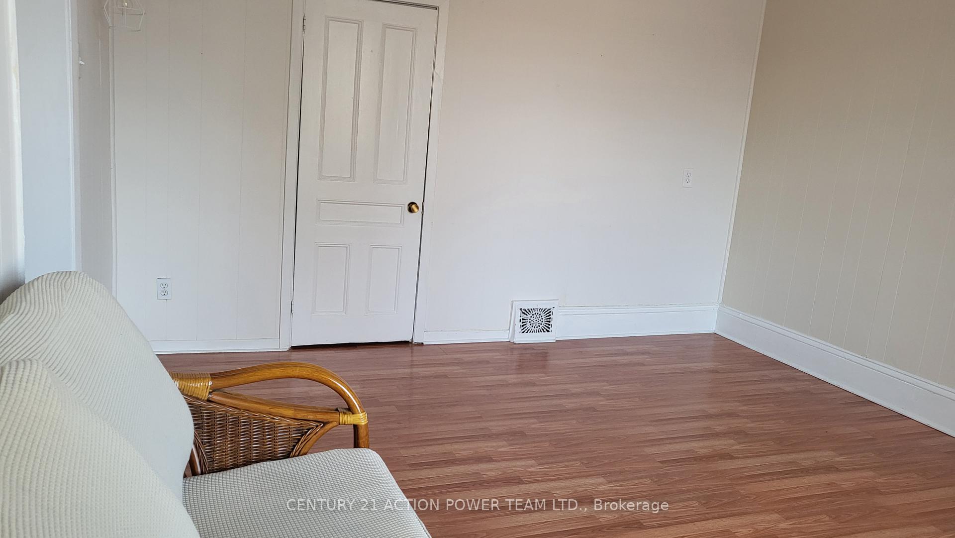 Photo 12 of Unit 3, 703 Cooper Street, Ottawa, Ottawa Centre — HOMEH