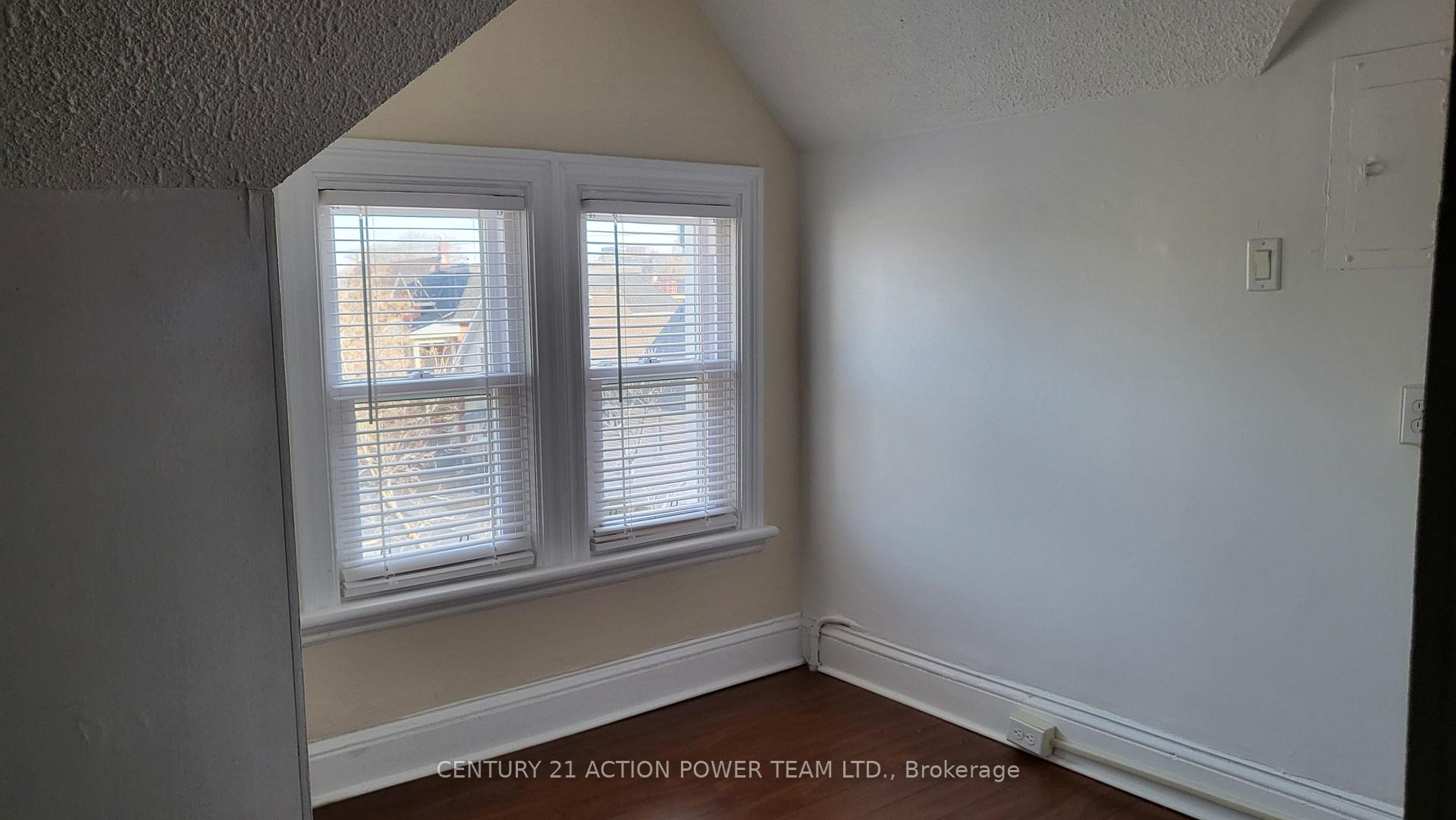 Photo 20 of Unit 3, 703 Cooper Street, Ottawa, Ottawa Centre — HOMEH