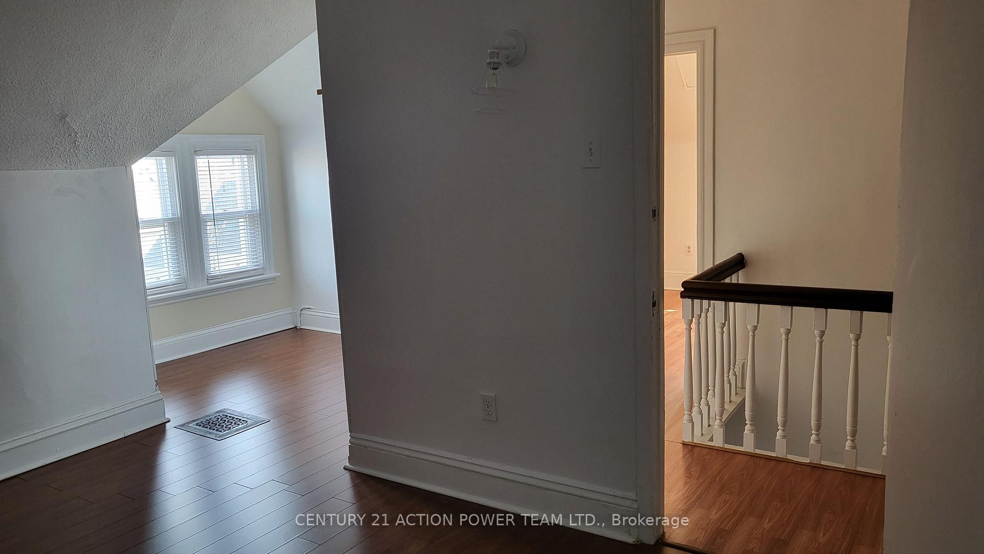 Photo 21 of Unit 3, 703 Cooper Street, Ottawa, Ottawa Centre — HOMEH