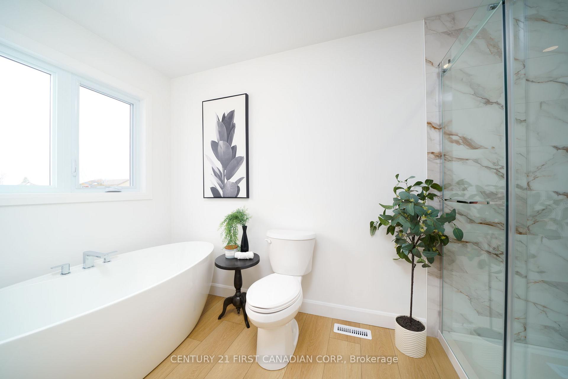 Photo 2 of 63 Postma Crescent, North Middlesex, Alisa Craig — HOMEH