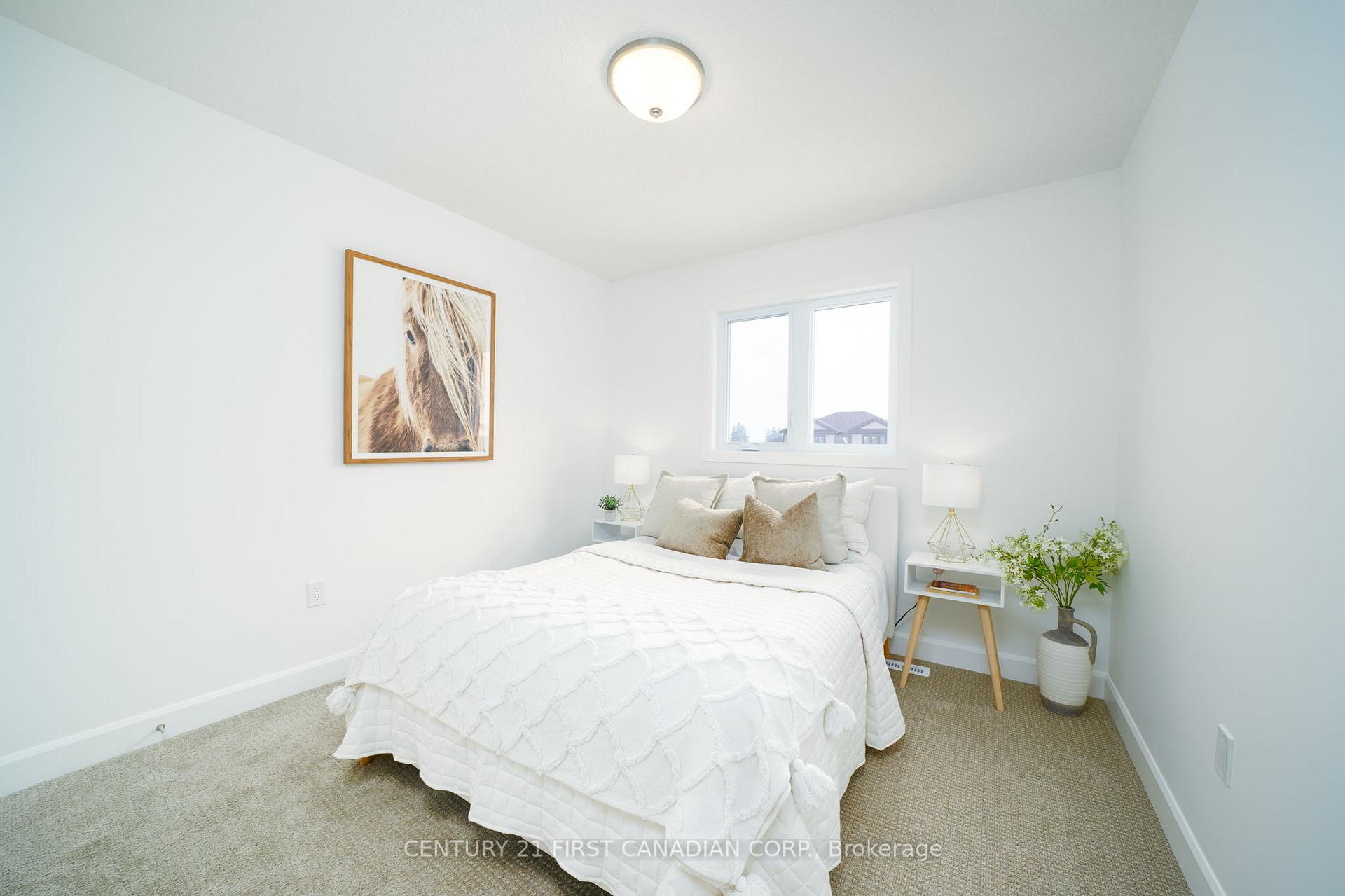Photo 4 of 63 Postma Crescent, North Middlesex, Alisa Craig — HOMEH