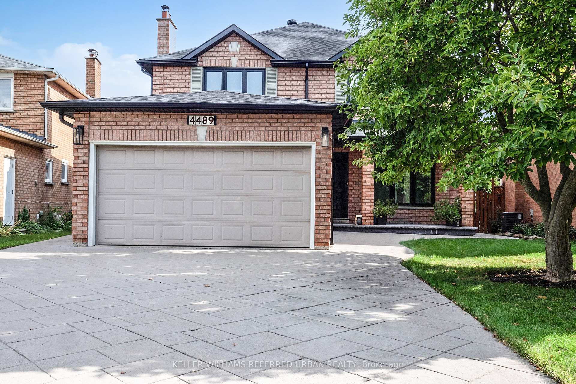 Photo 3 of 4489 Gladebrook Crescent, Mississauga, East Credit — HOMEH