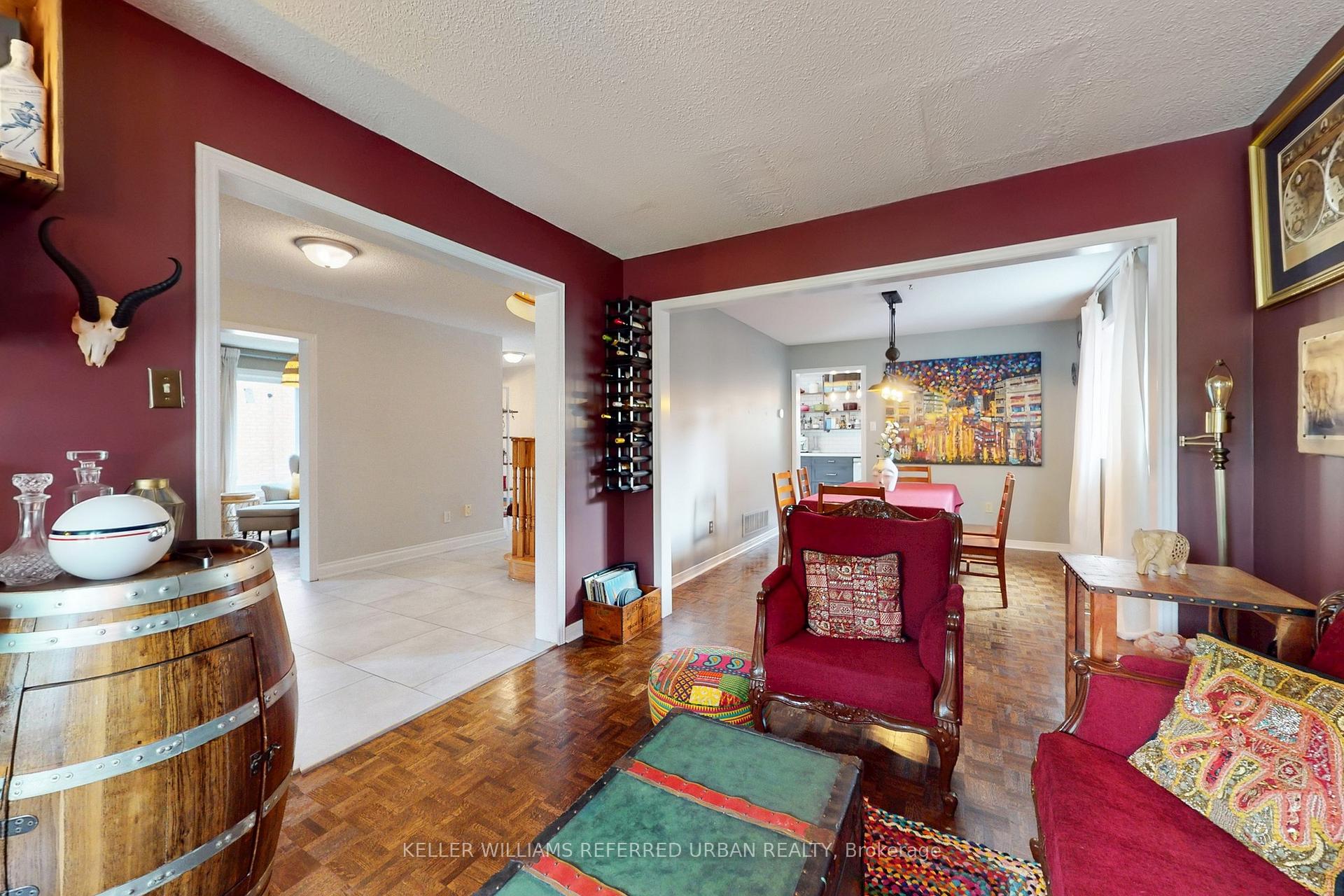 Photo 8 of 4489 Gladebrook Crescent, Mississauga, East Credit — HOMEH