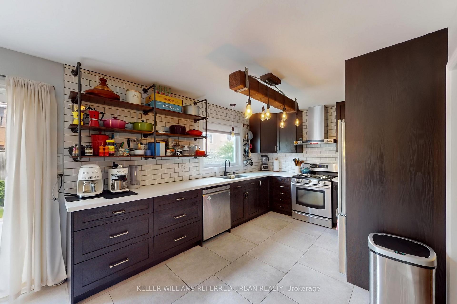 Photo 13 of 4489 Gladebrook Crescent, Mississauga, East Credit — HOMEH