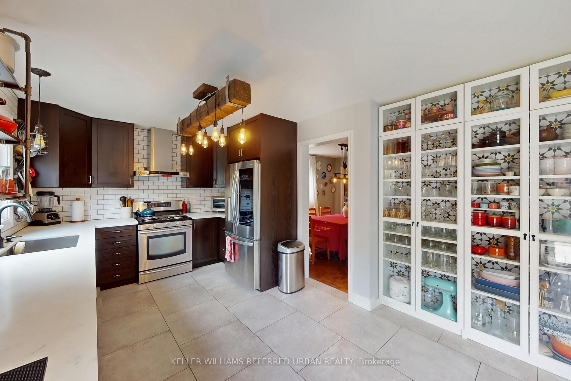 Photo 15 of 4489 Gladebrook Crescent, Mississauga, East Credit — HOMEH