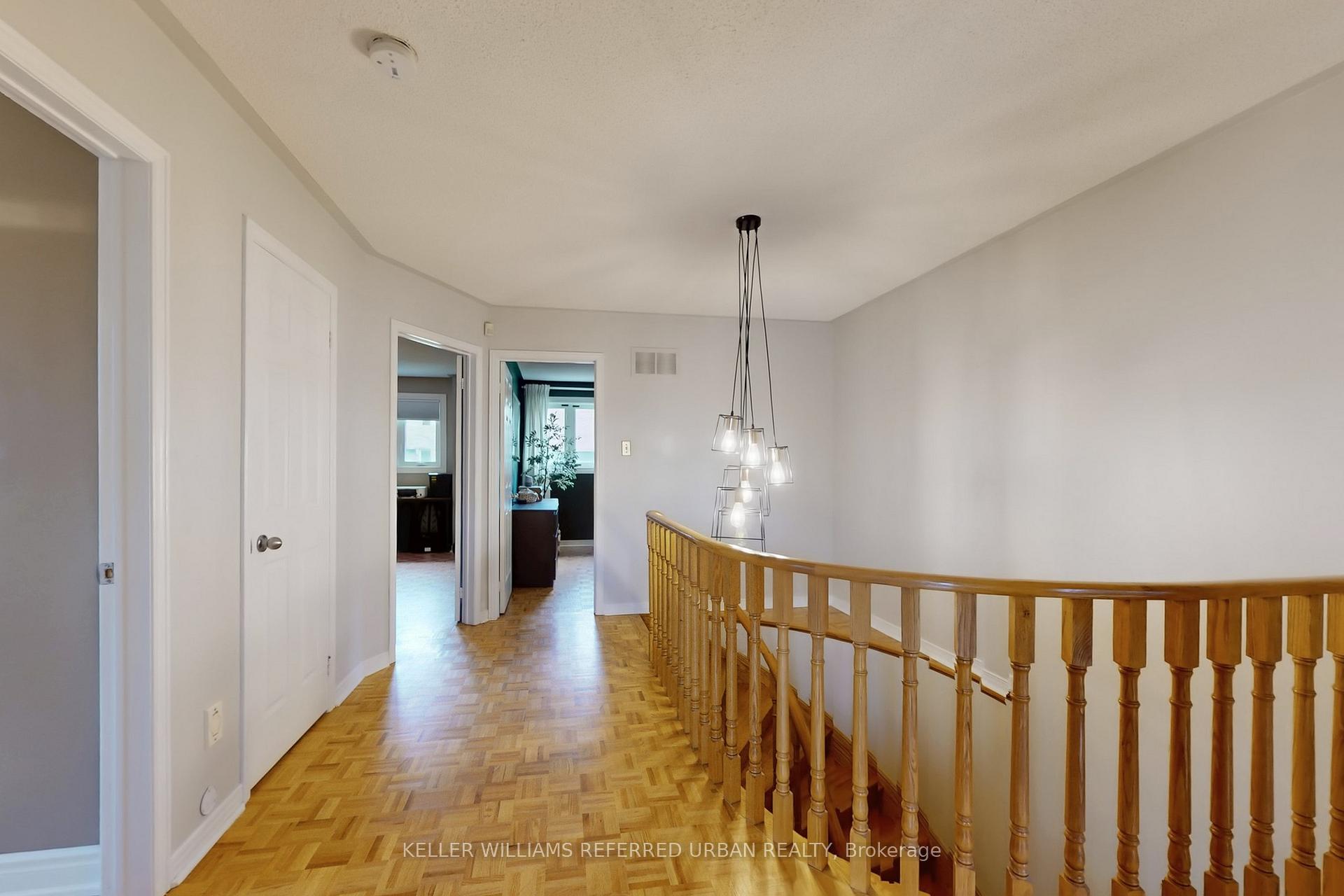 Photo 25 of 4489 Gladebrook Crescent, Mississauga, East Credit — HOMEH