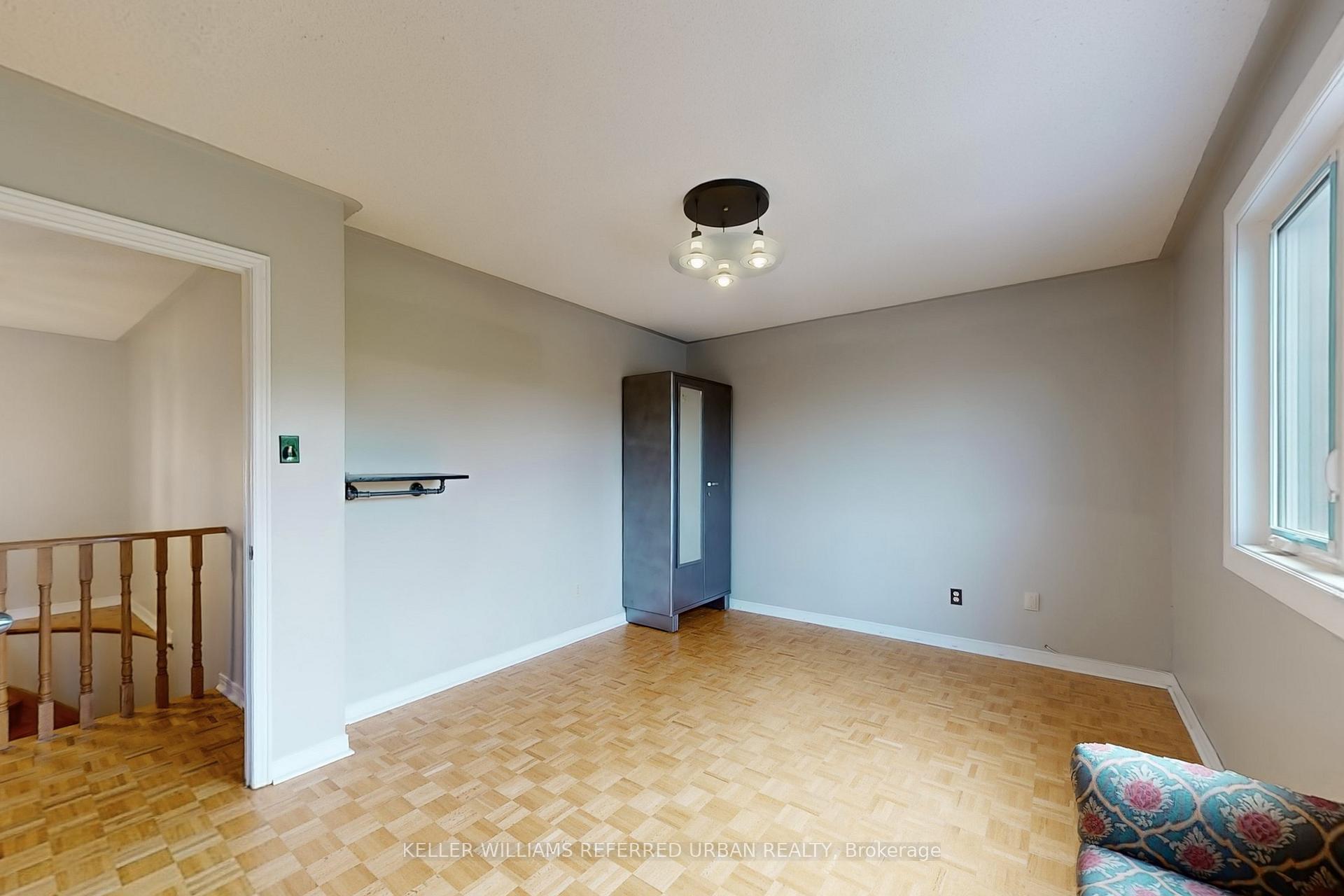 Photo 26 of 4489 Gladebrook Crescent, Mississauga, East Credit — HOMEH