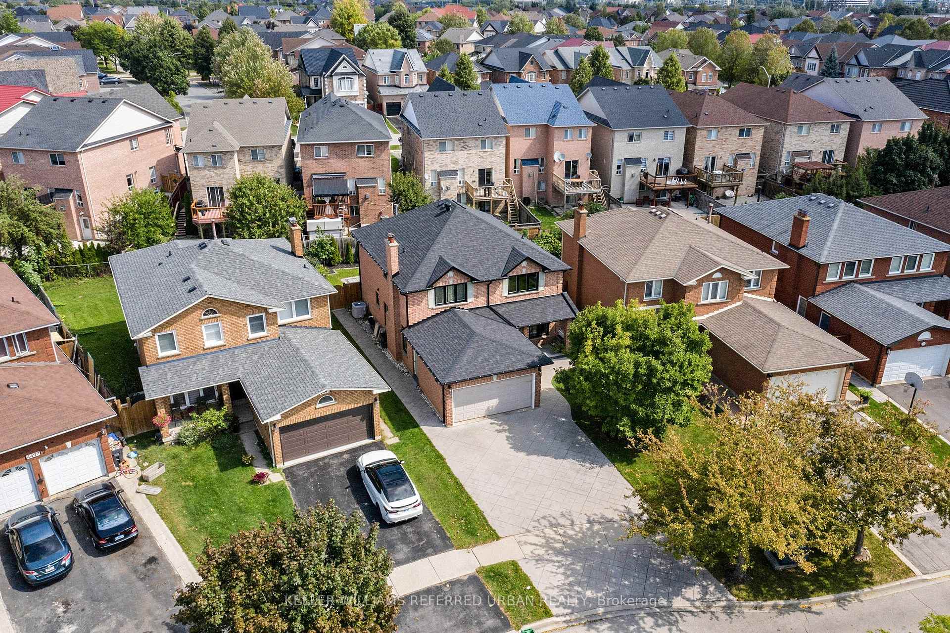 Photo 43 of 4489 Gladebrook Crescent, Mississauga, East Credit — HOMEH