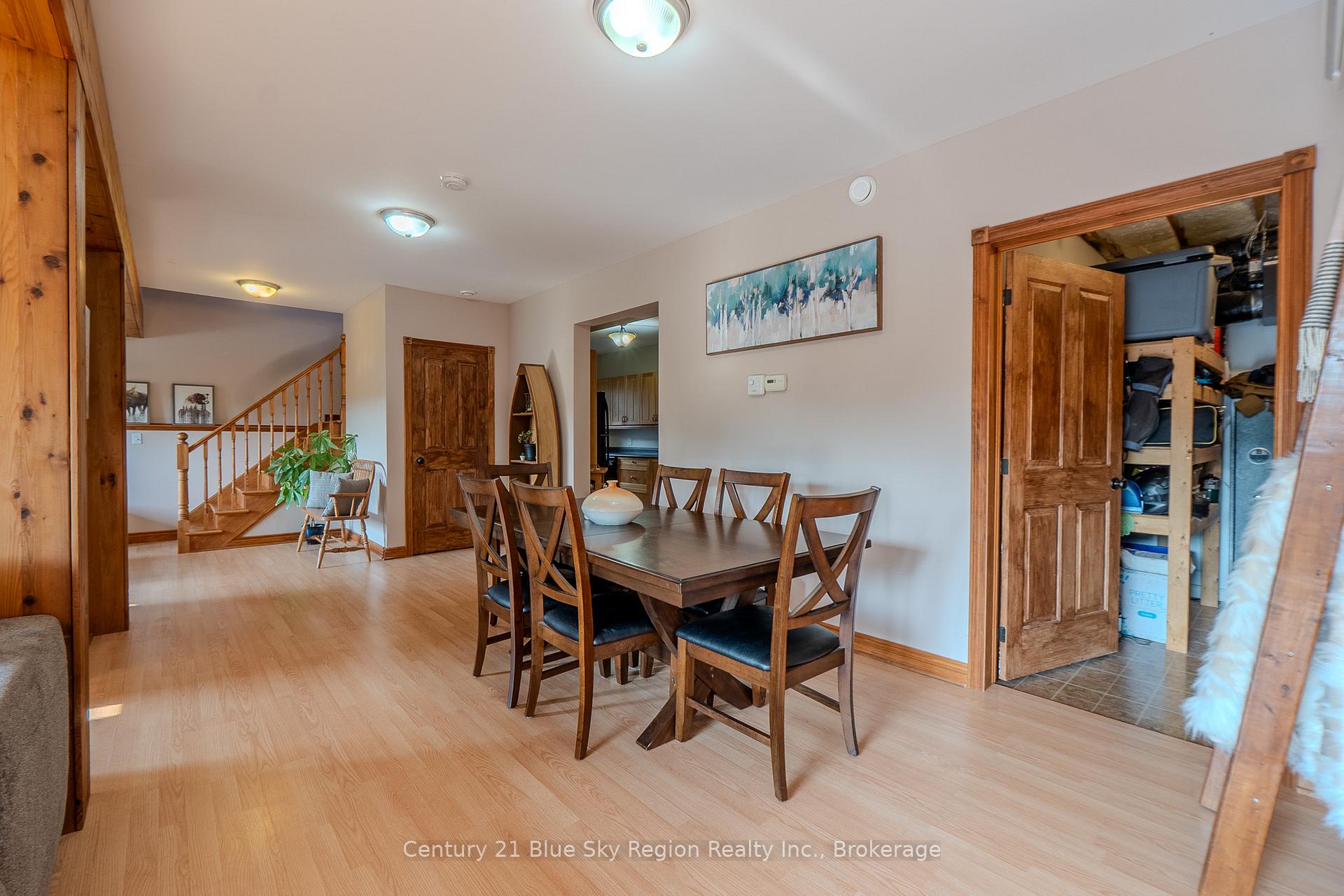 Photo 9 of 77 Shallot Crescent, North Bay, Birchaven — HOMEH