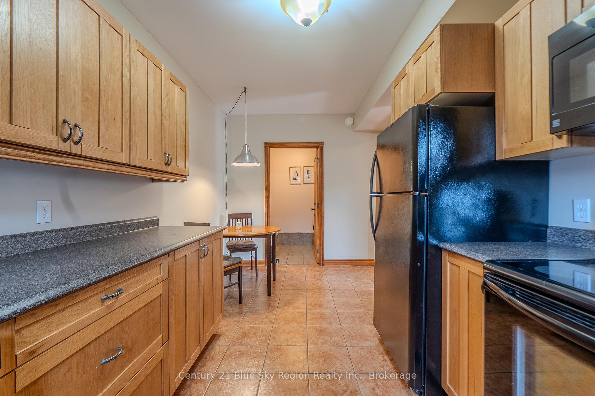 Photo 11 of 77 Shallot Crescent, North Bay, Birchaven — HOMEH