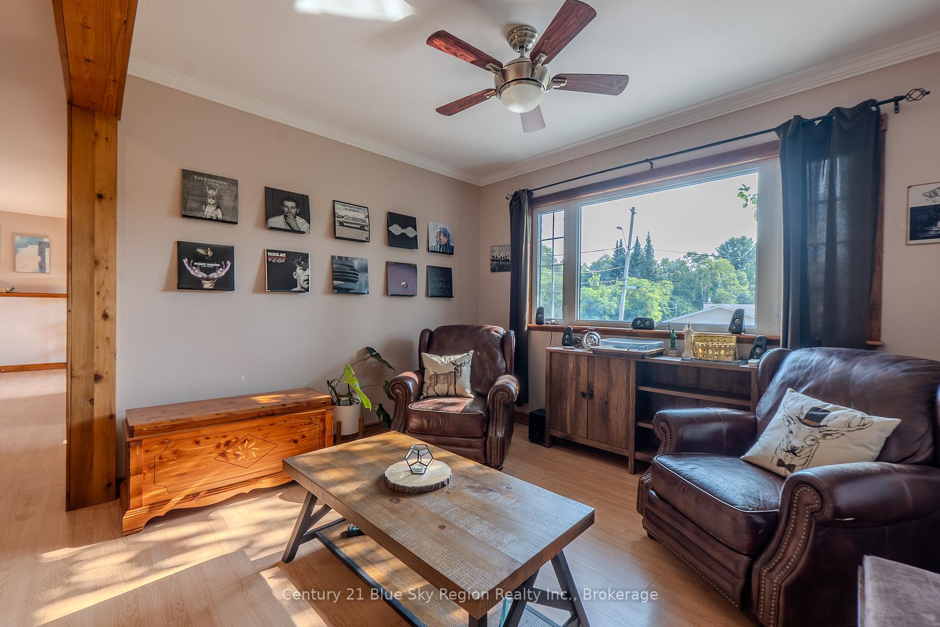 Photo 18 of 77 Shallot Crescent, North Bay, Birchaven — HOMEH