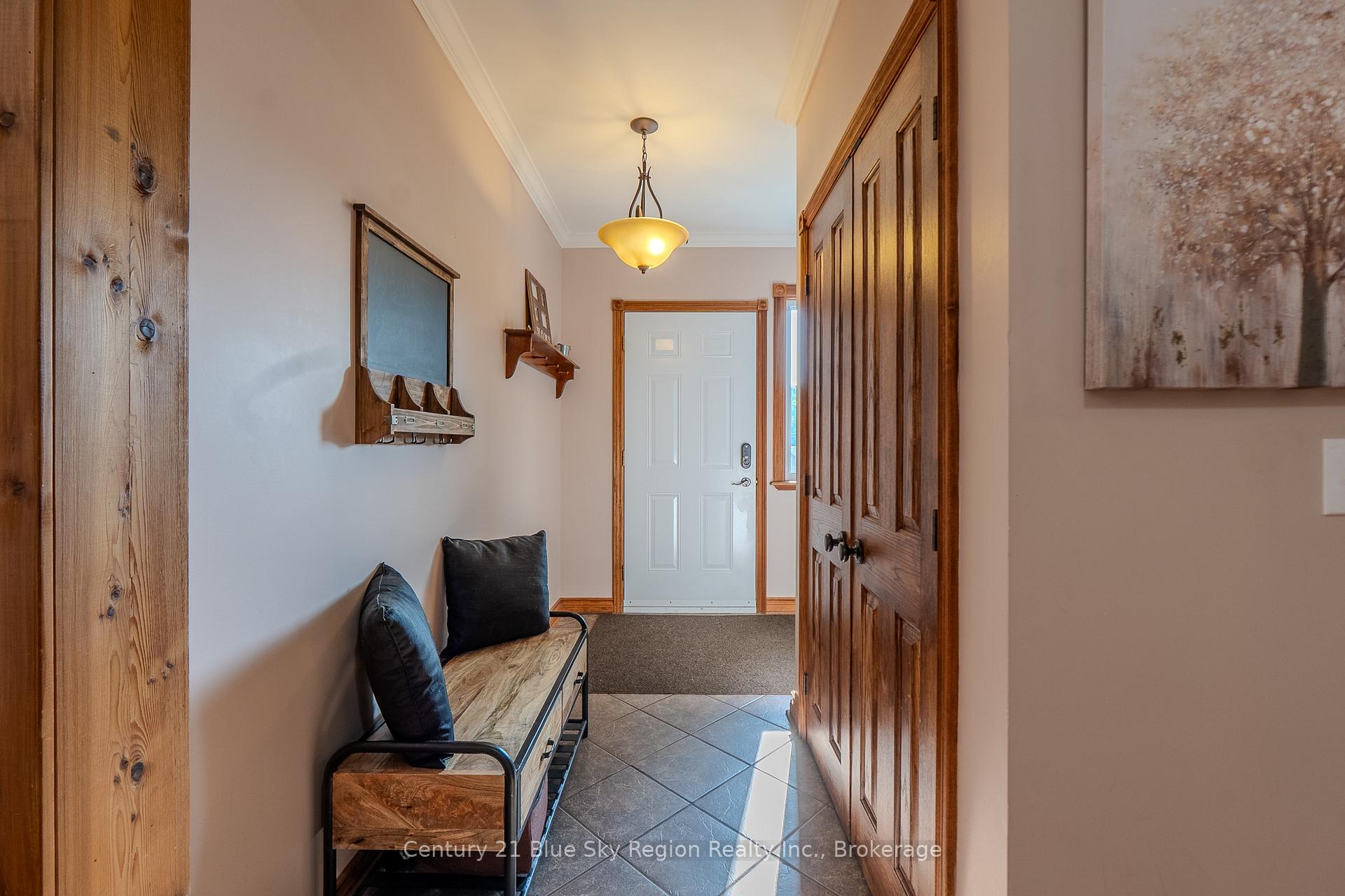 Photo 19 of 77 Shallot Crescent, North Bay, Birchaven — HOMEH