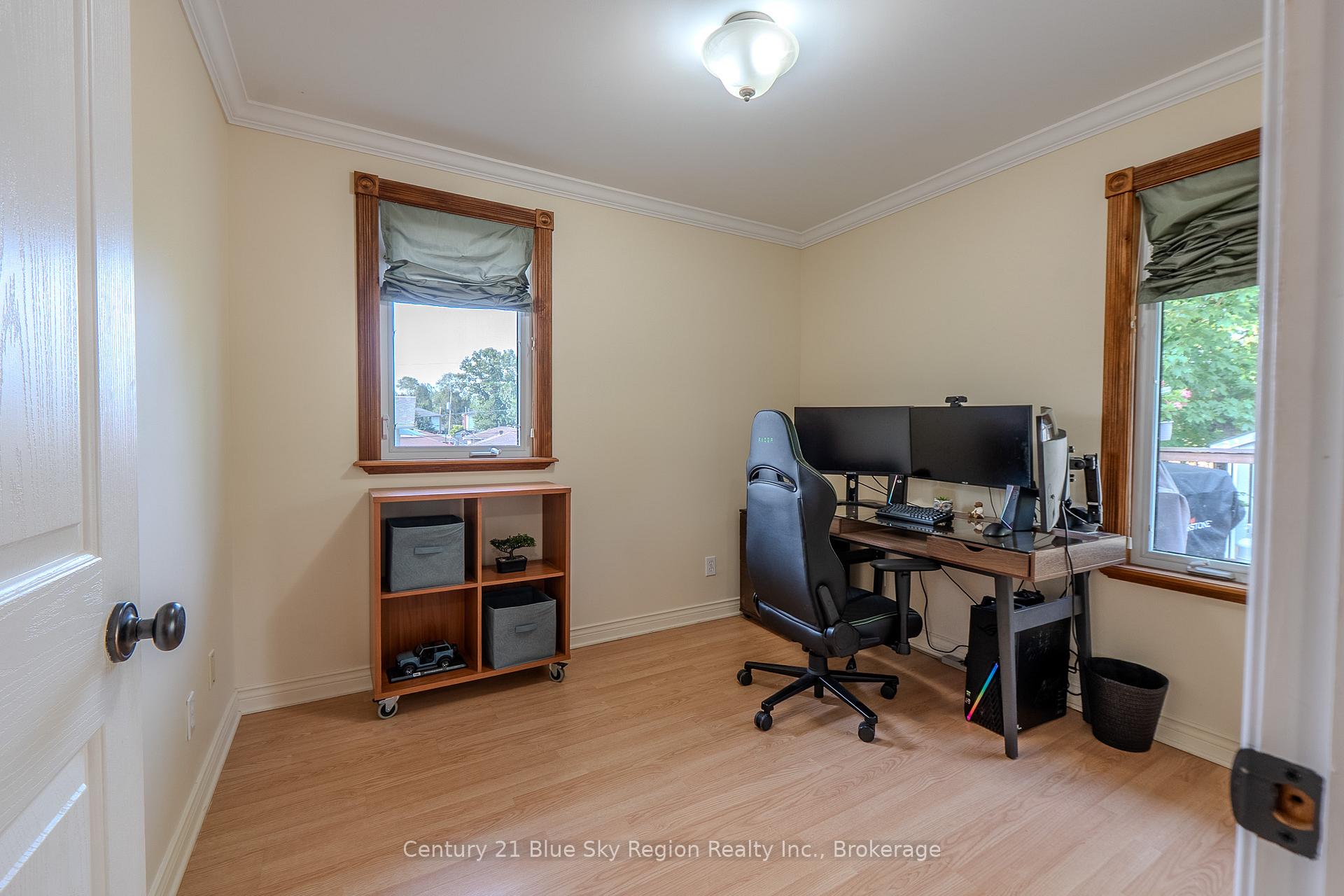Photo 28 of 77 Shallot Crescent, North Bay, Birchaven — HOMEH