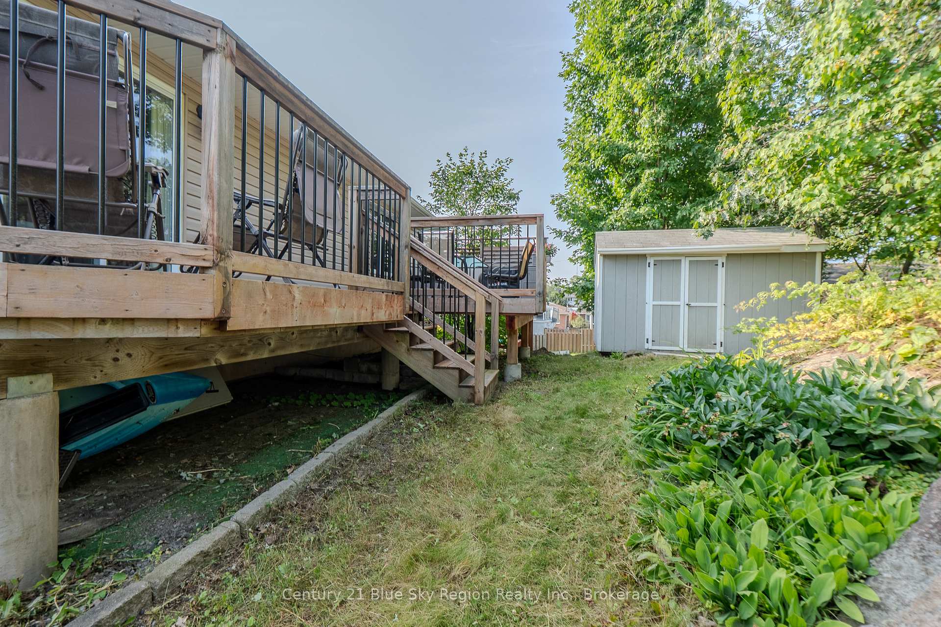 Photo 32 of 77 Shallot Crescent, North Bay, Birchaven — HOMEH
