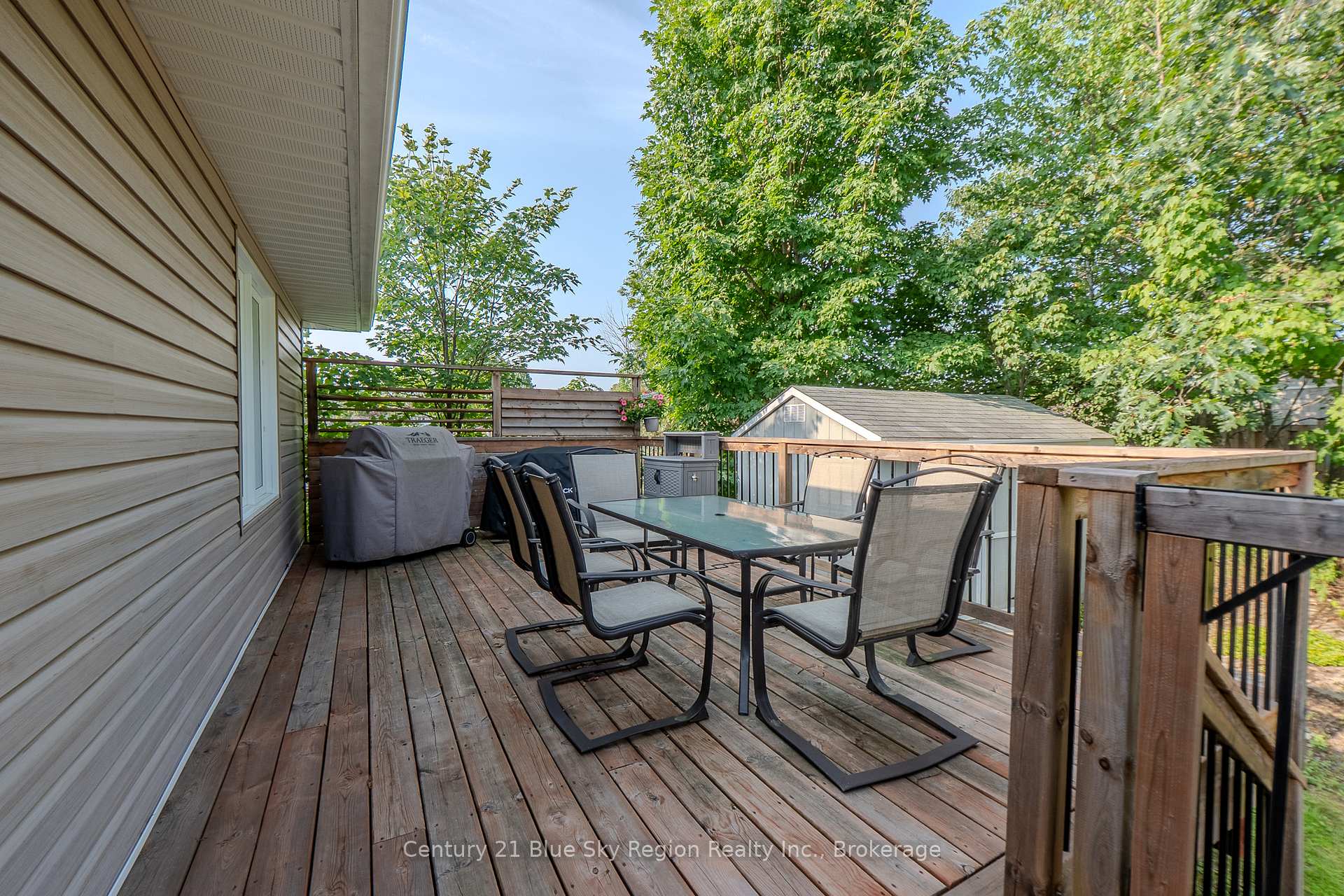 Photo 34 of 77 Shallot Crescent, North Bay, Birchaven — HOMEH