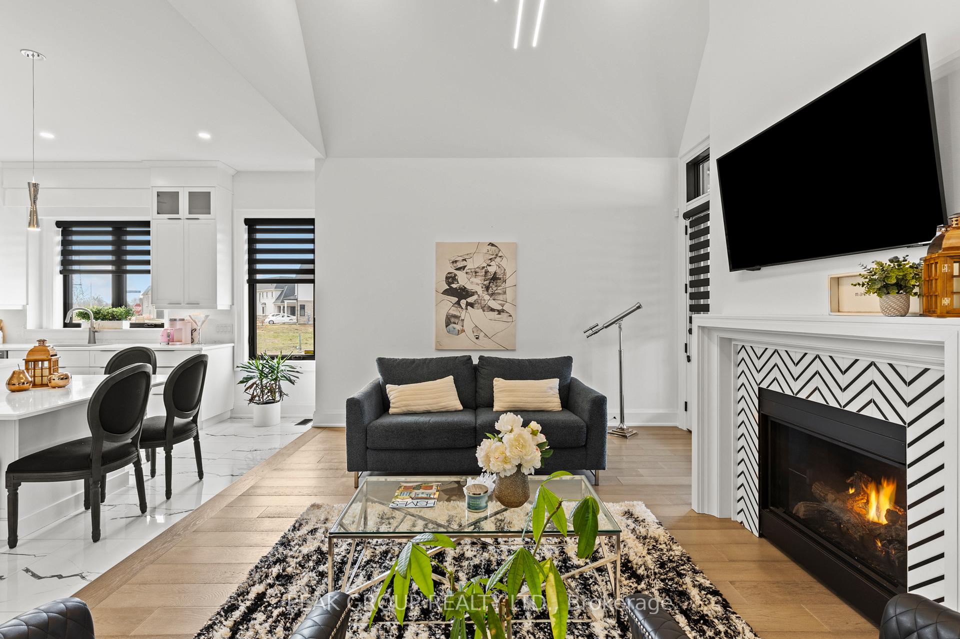 Photo 18 of 2341 Terravita Drive, Niagara Falls, Stamford — HOMEH