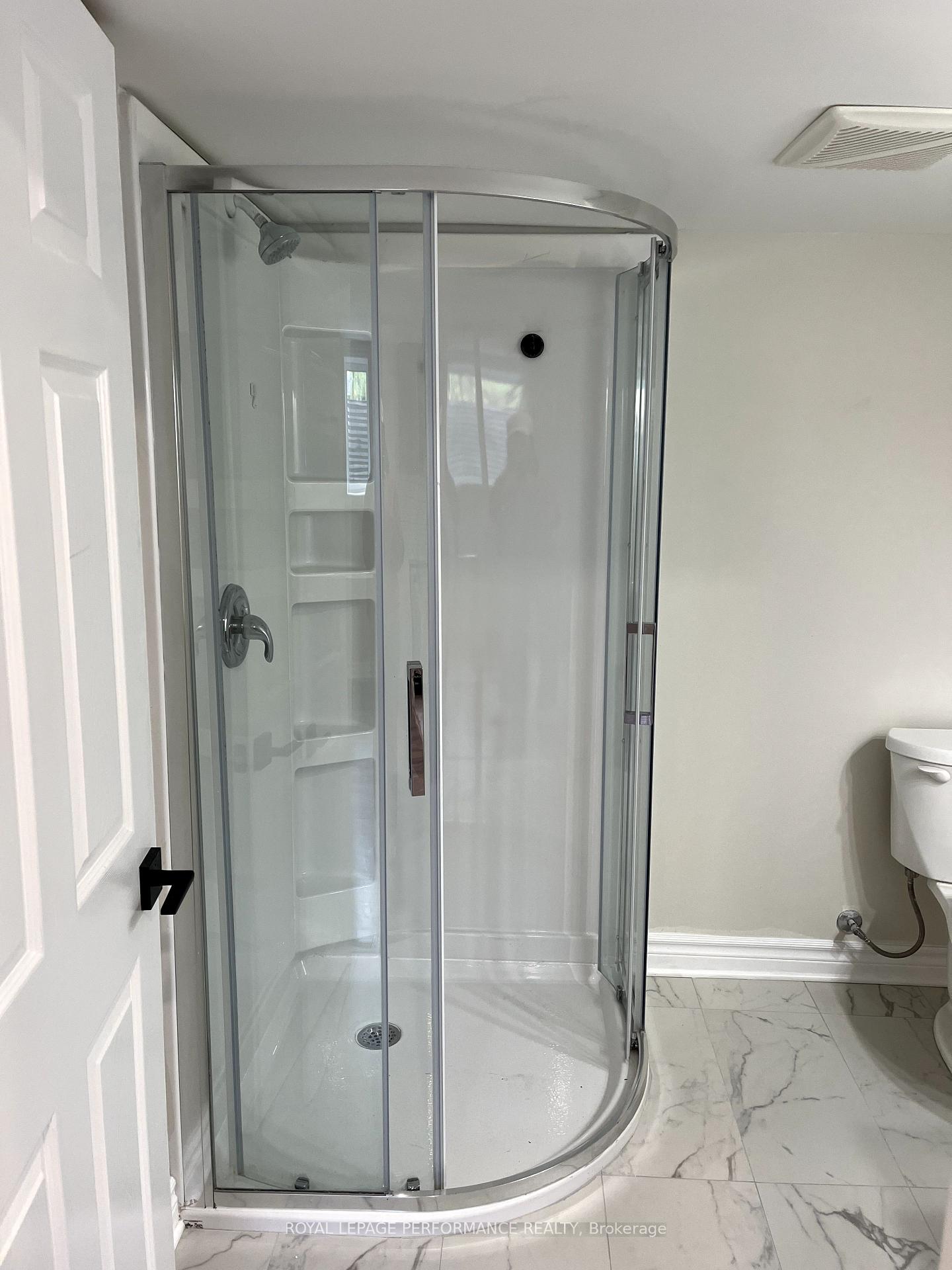 Photo 11 of Unit B, 882 Balsam Drive, Ottawa, Chatelaine Village — HOMEH