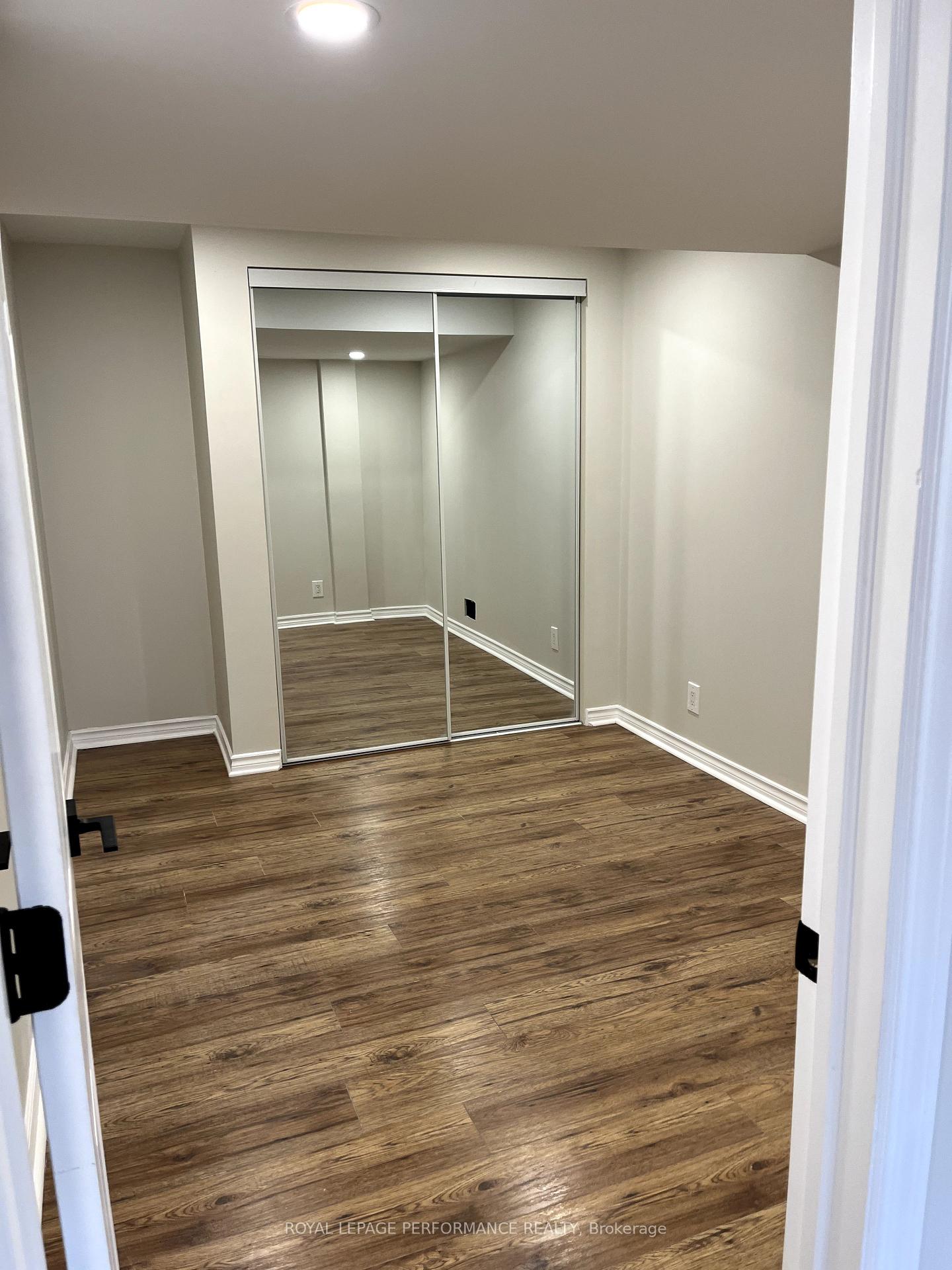 Photo 15 of Unit B, 882 Balsam Drive, Ottawa, Chatelaine Village — HOMEH