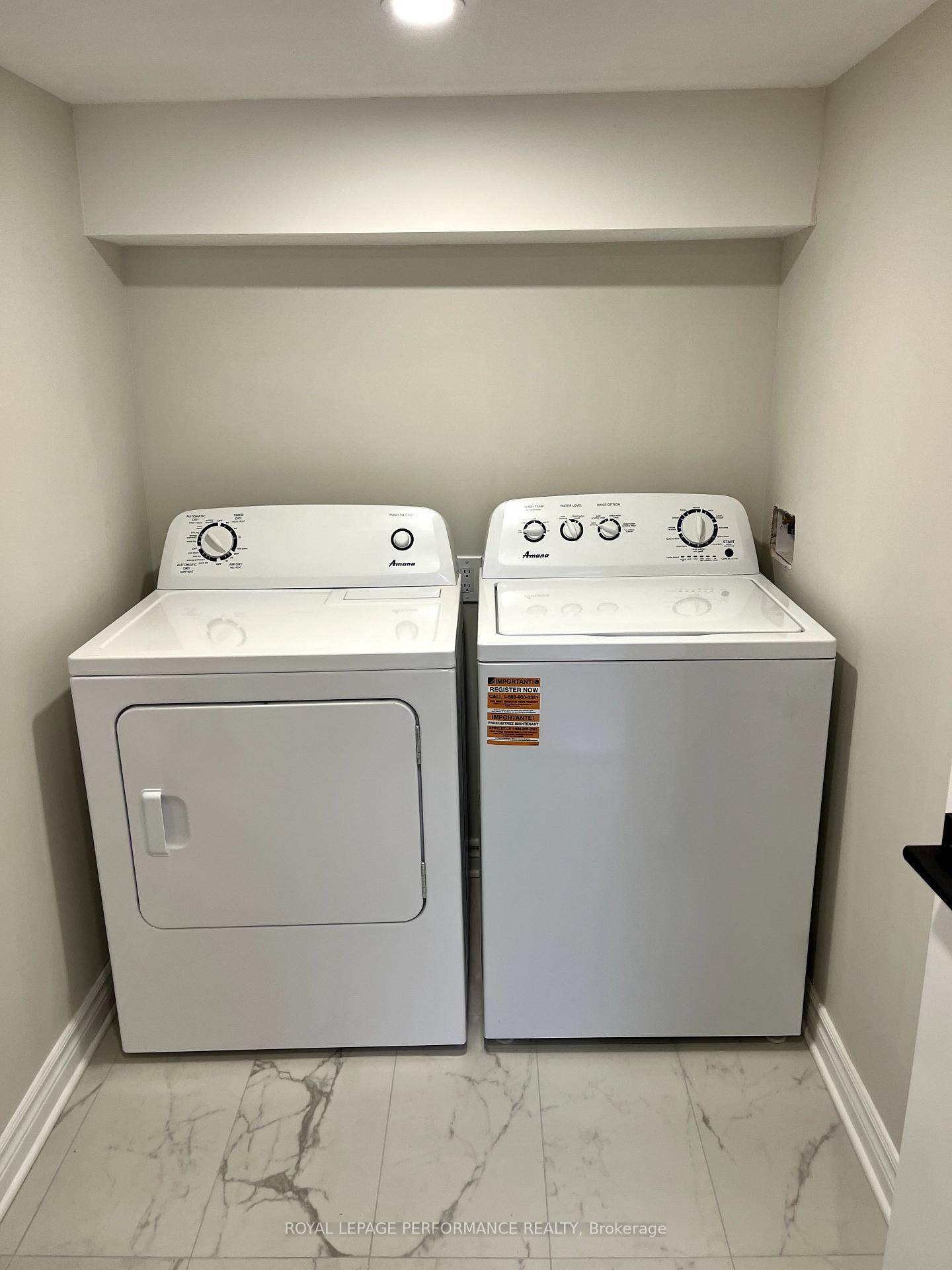 Photo 16 of Unit B, 882 Balsam Drive, Ottawa, Chatelaine Village — HOMEH