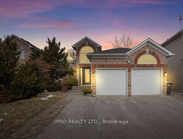 Photo 1 of Unit Upper, 5591 Whitehorn Avenue, Mississauga, East Credit — HOMEH
