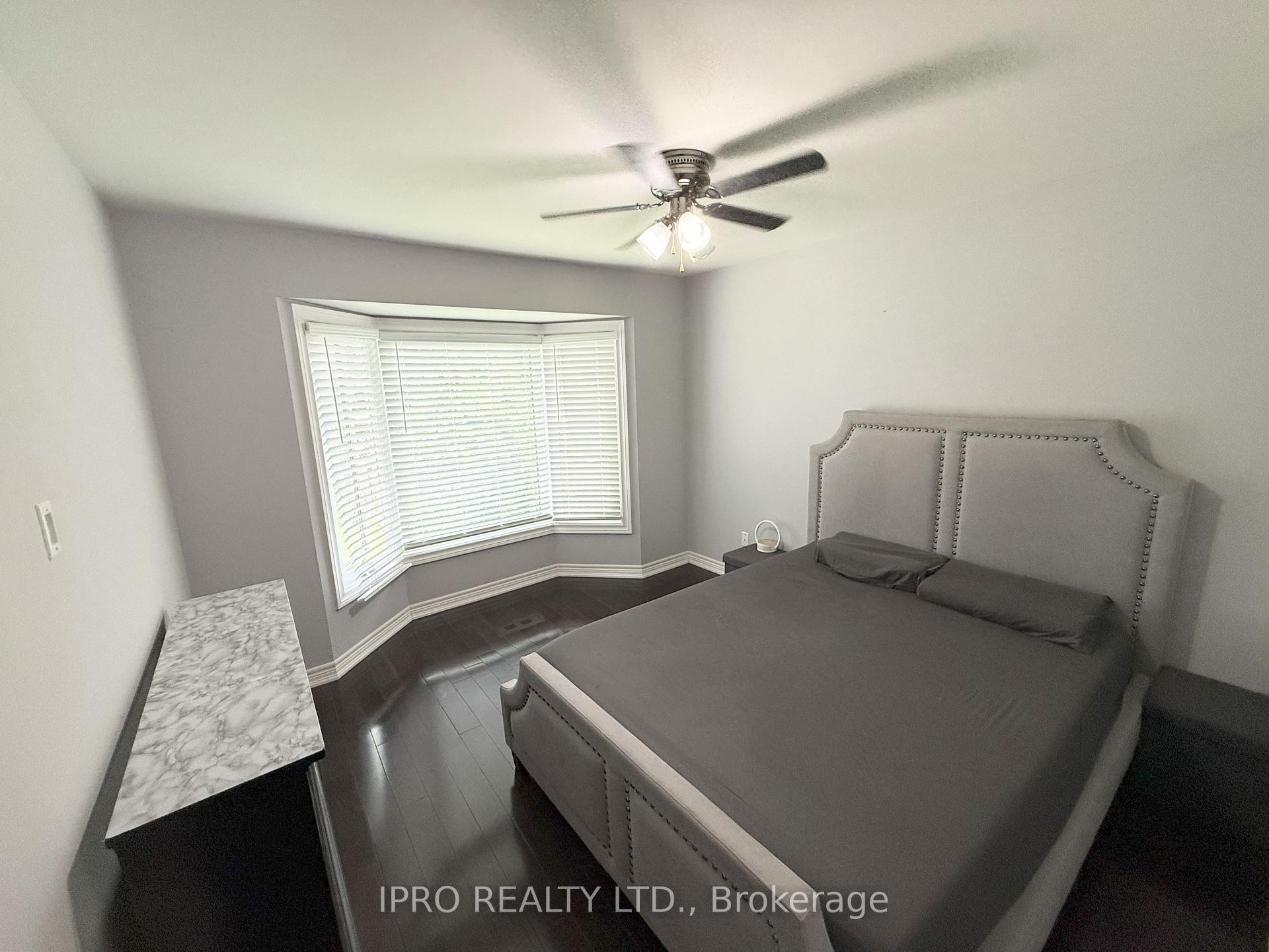 Photo 11 of Unit Upper, 5591 Whitehorn Avenue, Mississauga, East Credit — HOMEH