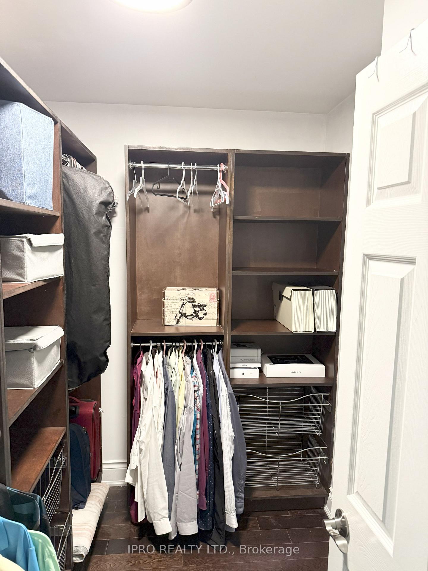 Photo 9 of Unit Upper, 5591 Whitehorn Avenue, Mississauga, East Credit — HOMEH
