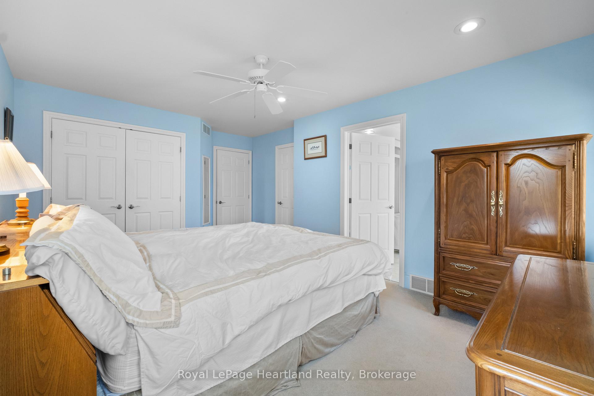 Photo 18 of 260 William Street E, North Middlesex, Parkhill — HOMEH
