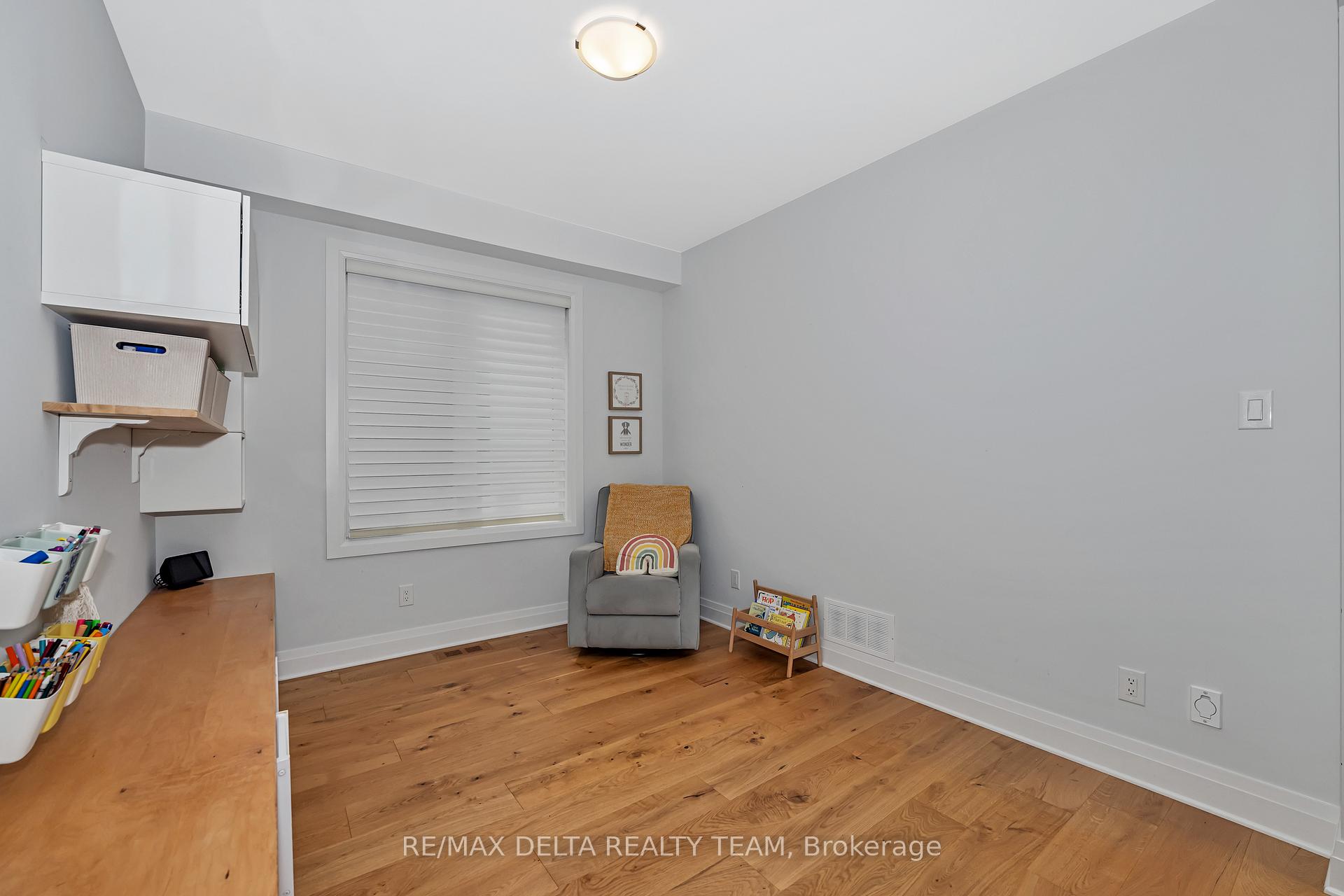 Photo 10 of 128 Crevasse Road, Ottawa, Mer Bleue/Bradley Estates/Anderson Park — HOMEH