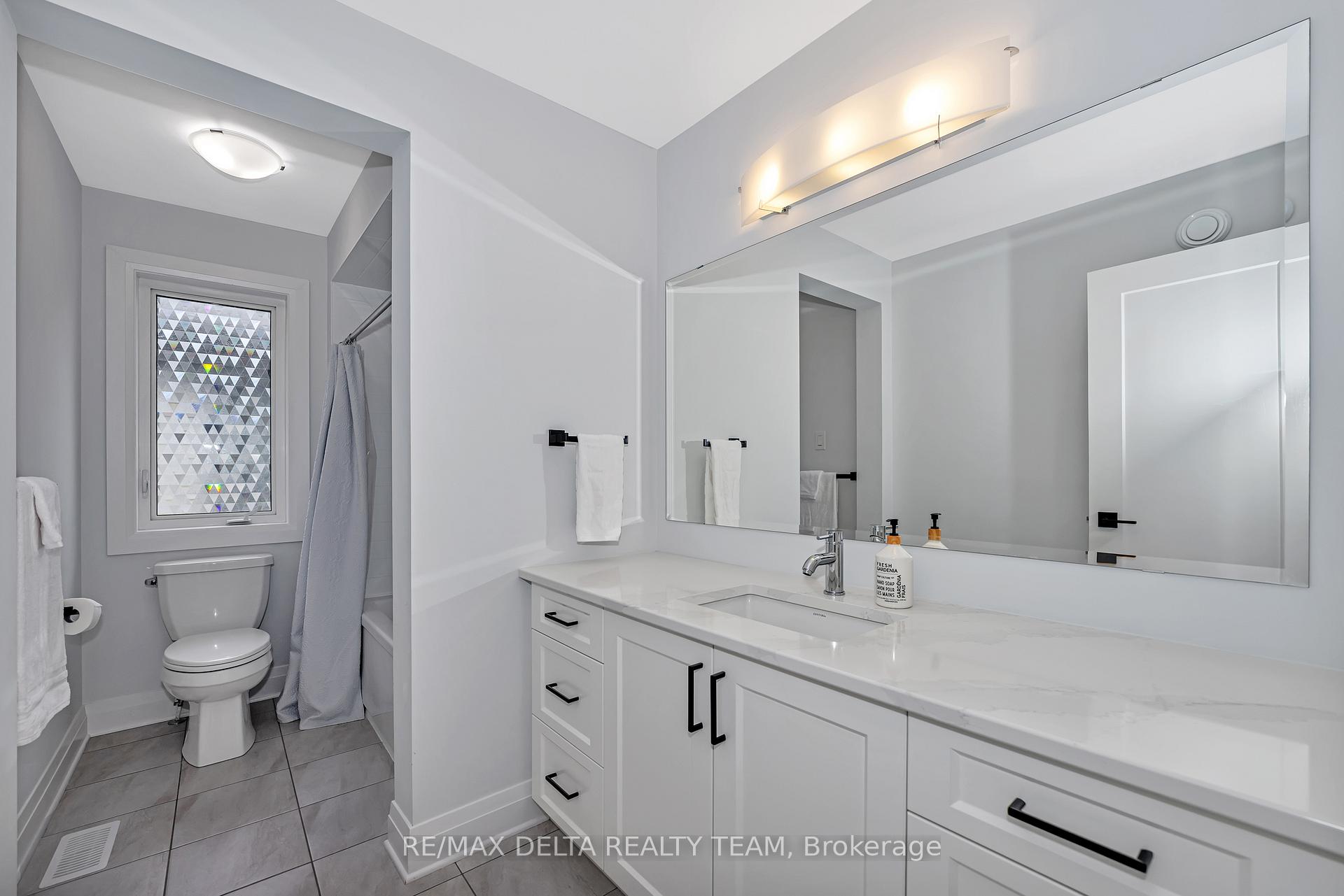 Photo 23 of 128 Crevasse Road, Ottawa, Mer Bleue/Bradley Estates/Anderson Park — HOMEH