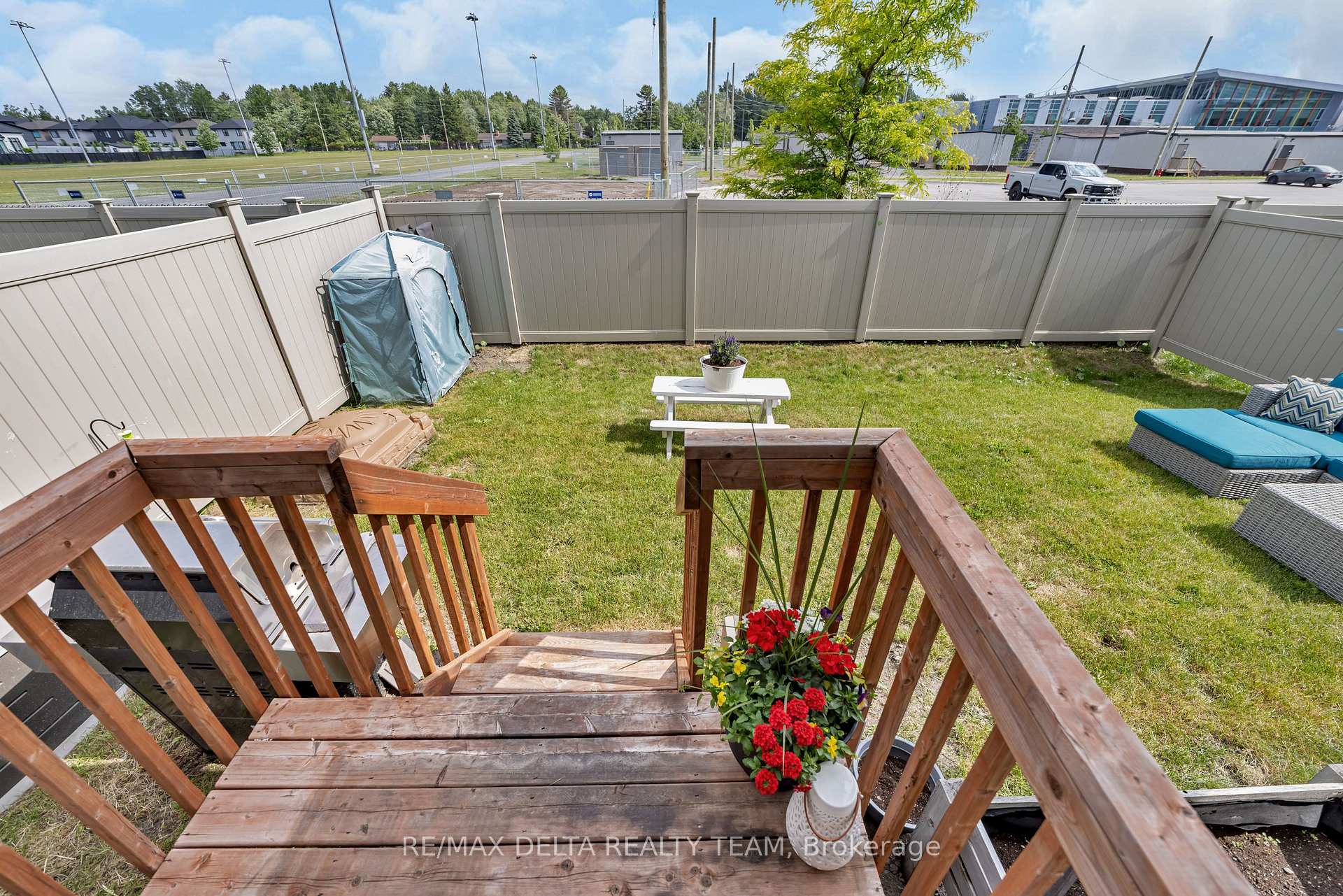 Photo 25 of 128 Crevasse Road, Ottawa, Mer Bleue/Bradley Estates/Anderson Park — HOMEH