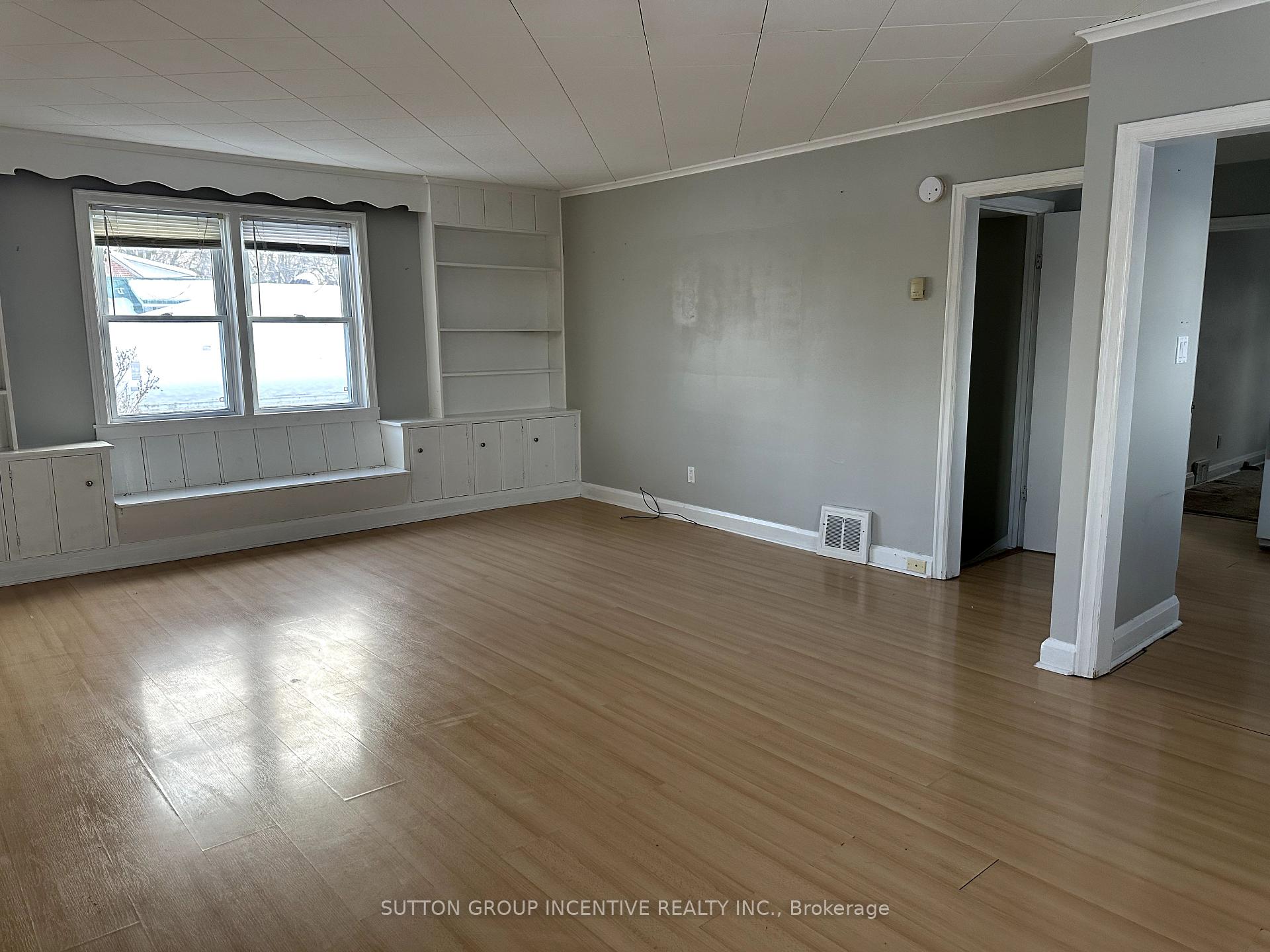 Photo 6 of Unit 2, 283 East Street E, Orillia — HOMEH
