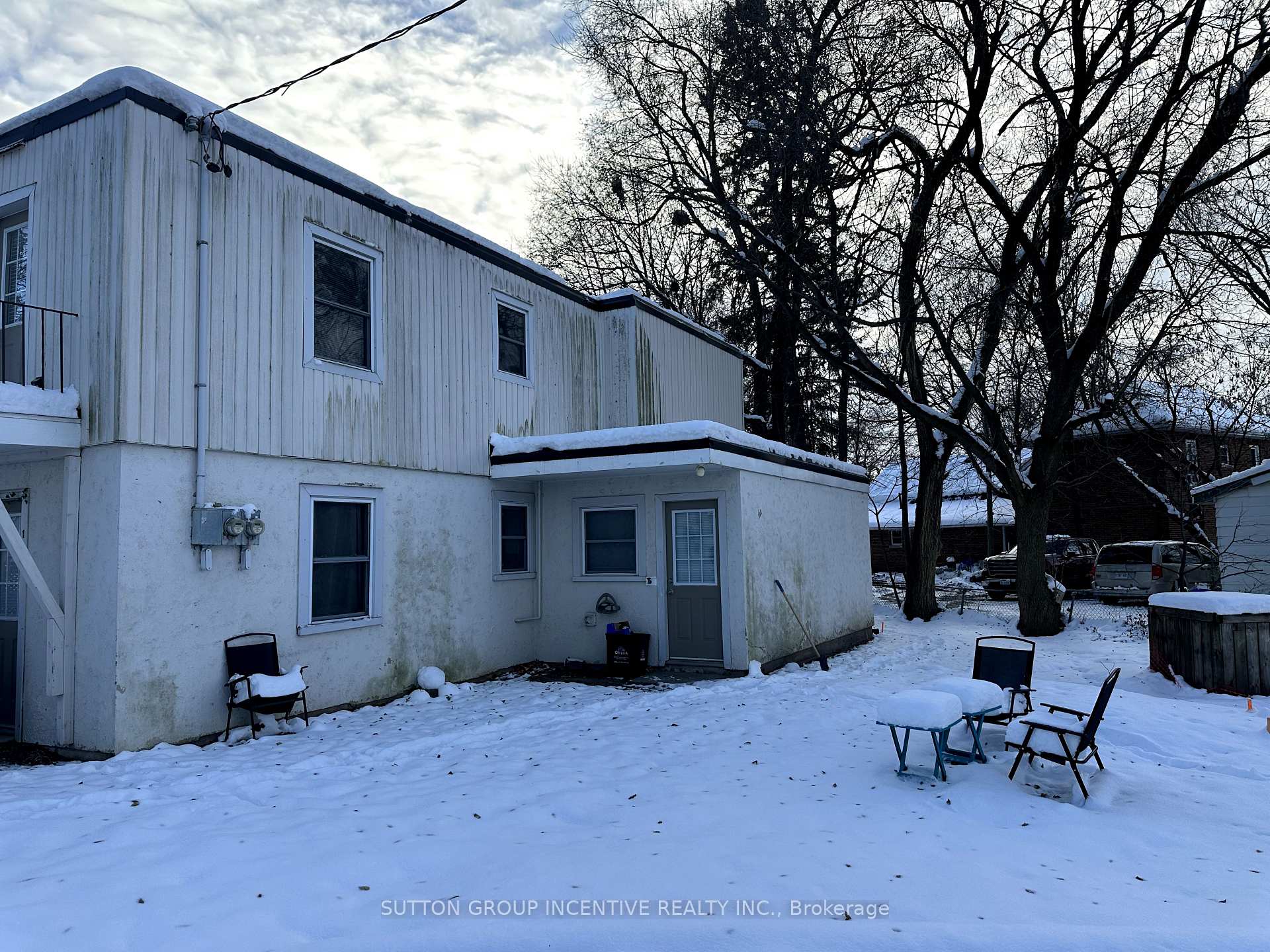 Photo 13 of Unit 2, 283 East Street E, Orillia — HOMEH