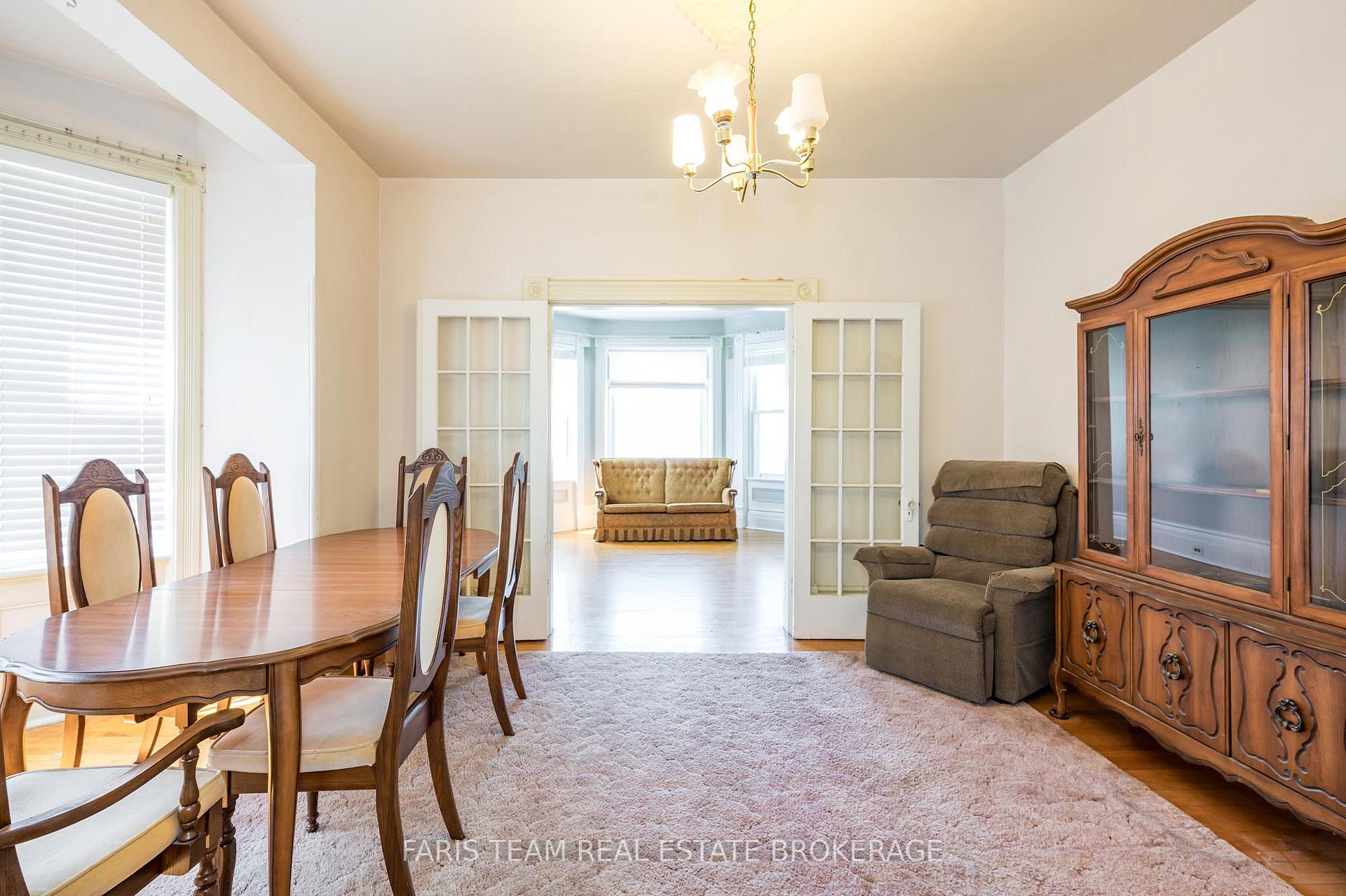 Photo 10 of 9 Borland Street E, Orillia — HOMEH