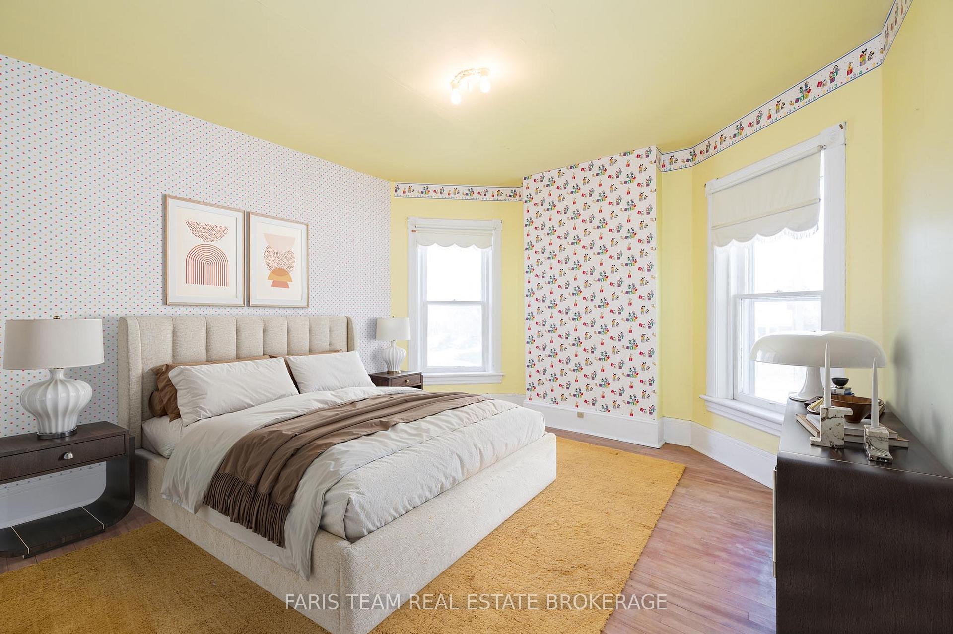 Photo 18 of 9 Borland Street E, Orillia — HOMEH